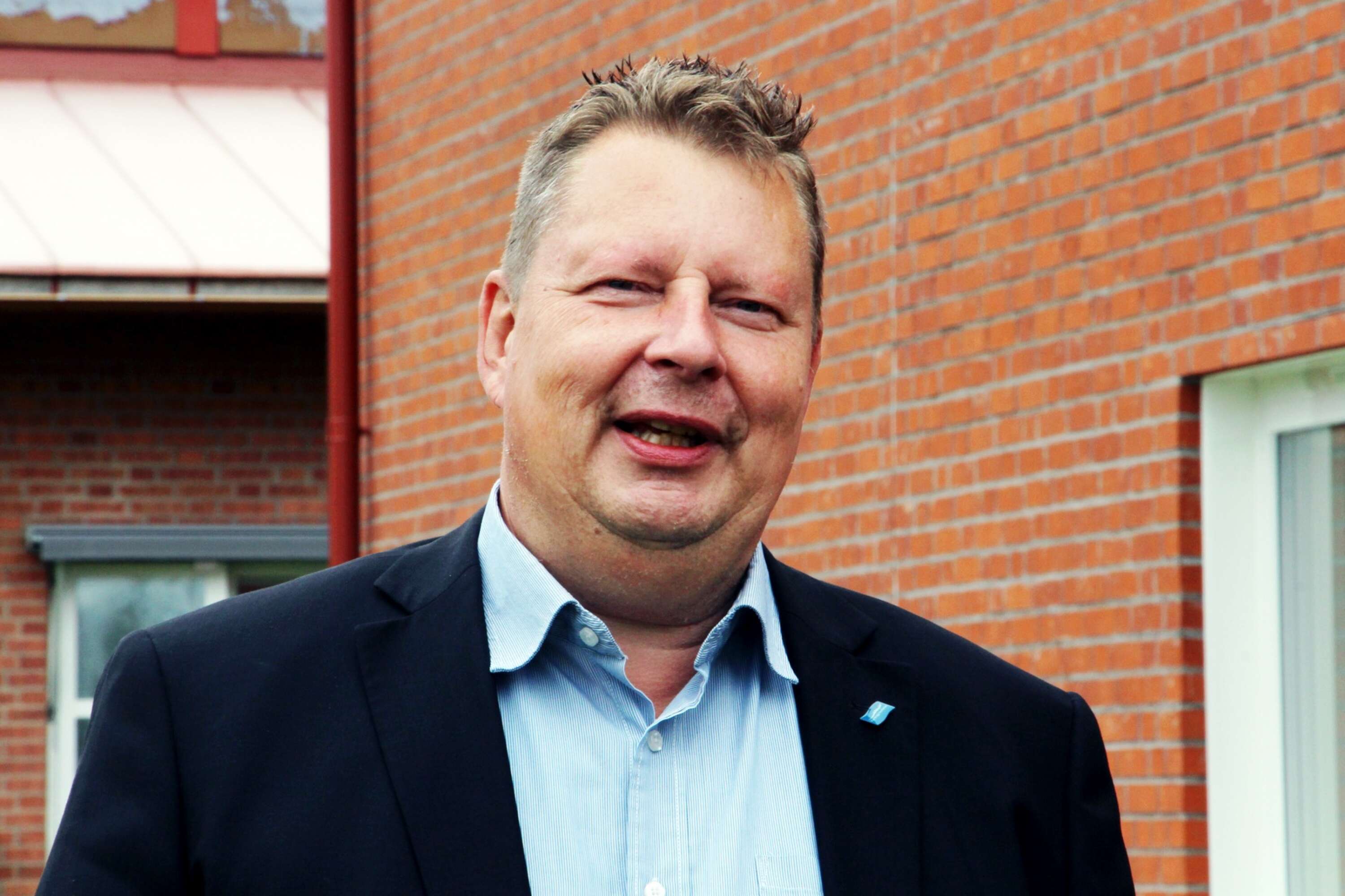 Per Lawén (S), ordförande i kommunstyrelsen Forshaga kommun, vill nu att kommunen köper Centrumhuset.
