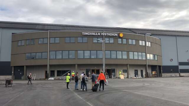 Tills vidare råder väskförbud i Tingvalla isstadion.