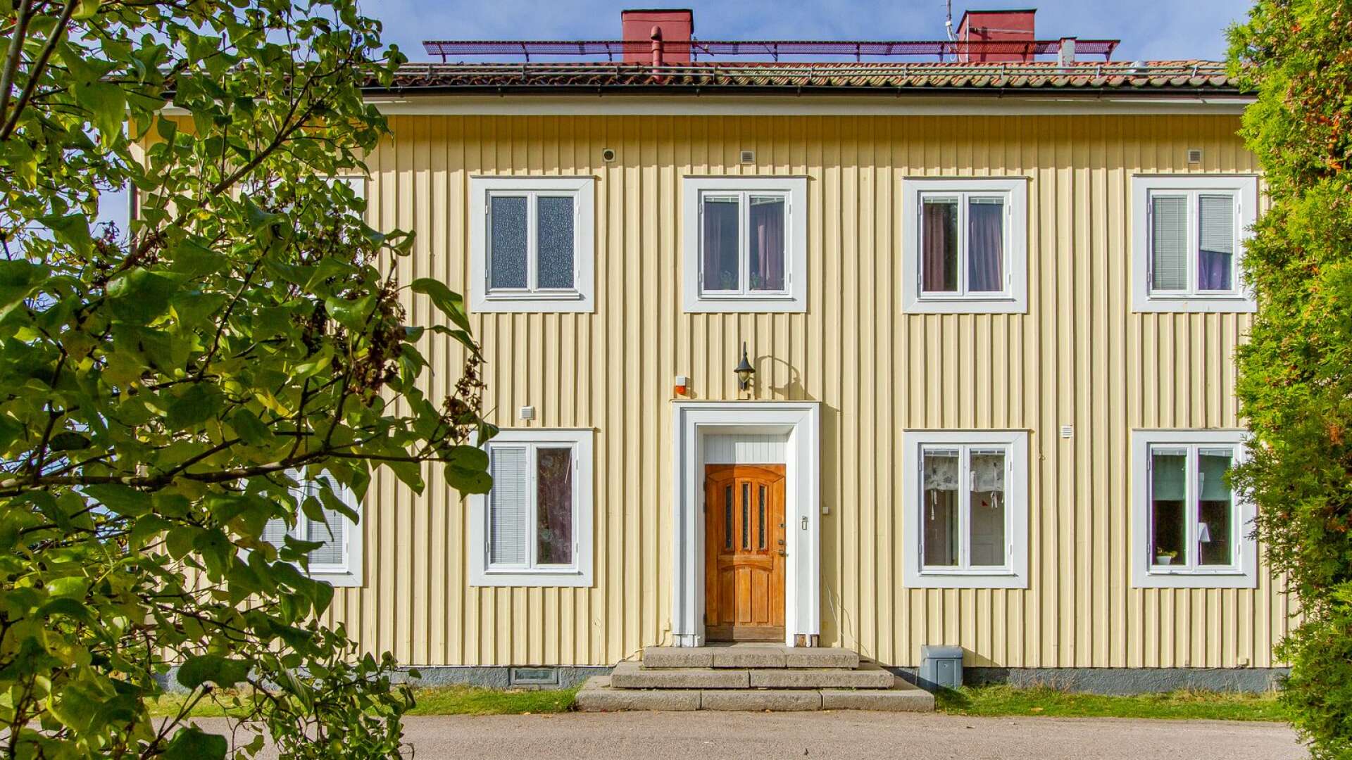 Det före detta HVB-hemmet Prästgården är till salu och ute för försäljning med ett utgångspris på tre miljoner kronor.