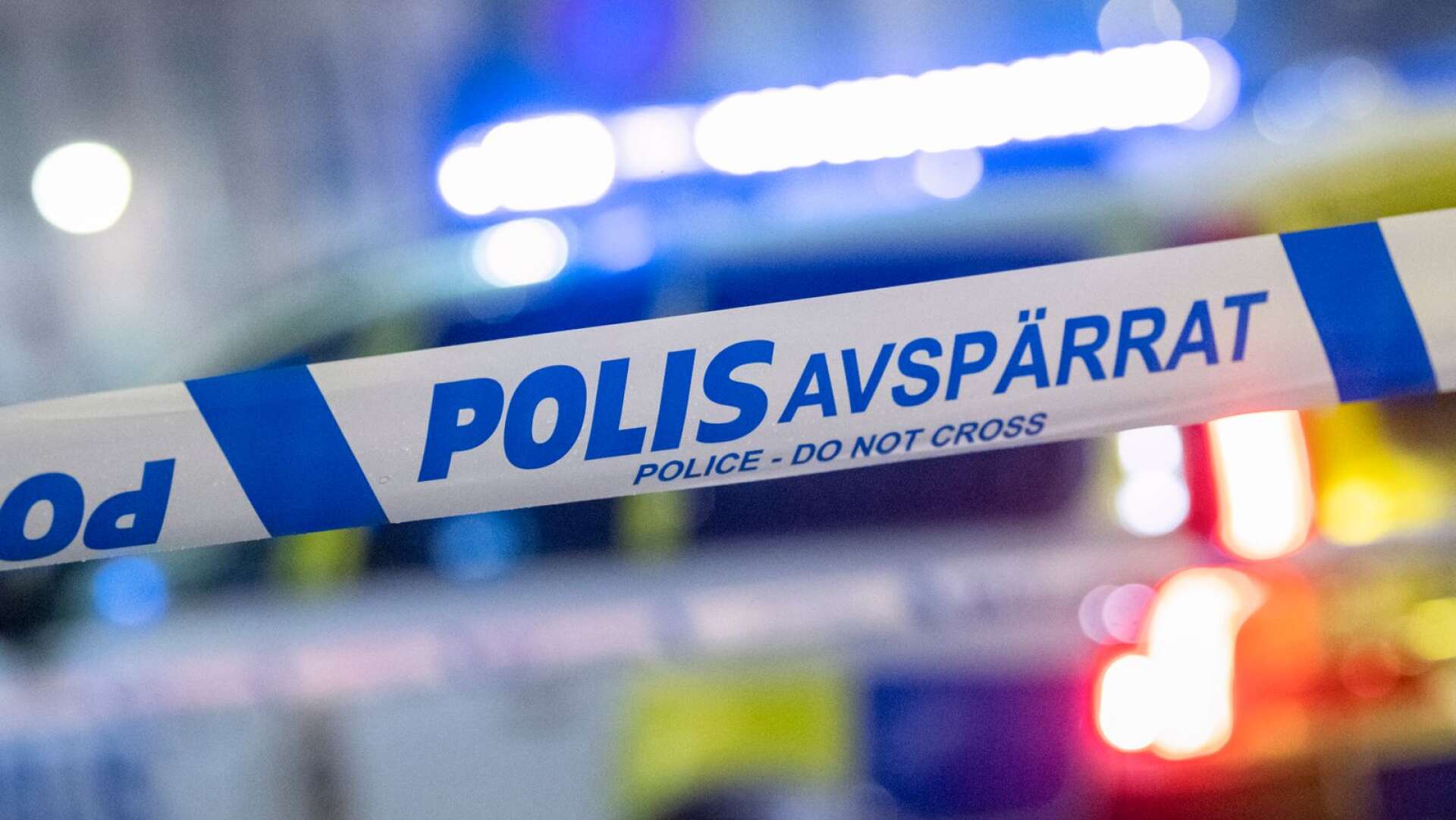 En Filipstadskvinna släpptes efter häktningsförhandlingarna vid Linköpings tingsrätt i måndags, men hon är fortfarande misstänkt för brott i samband med en misshandel i fredags i förra veckan.