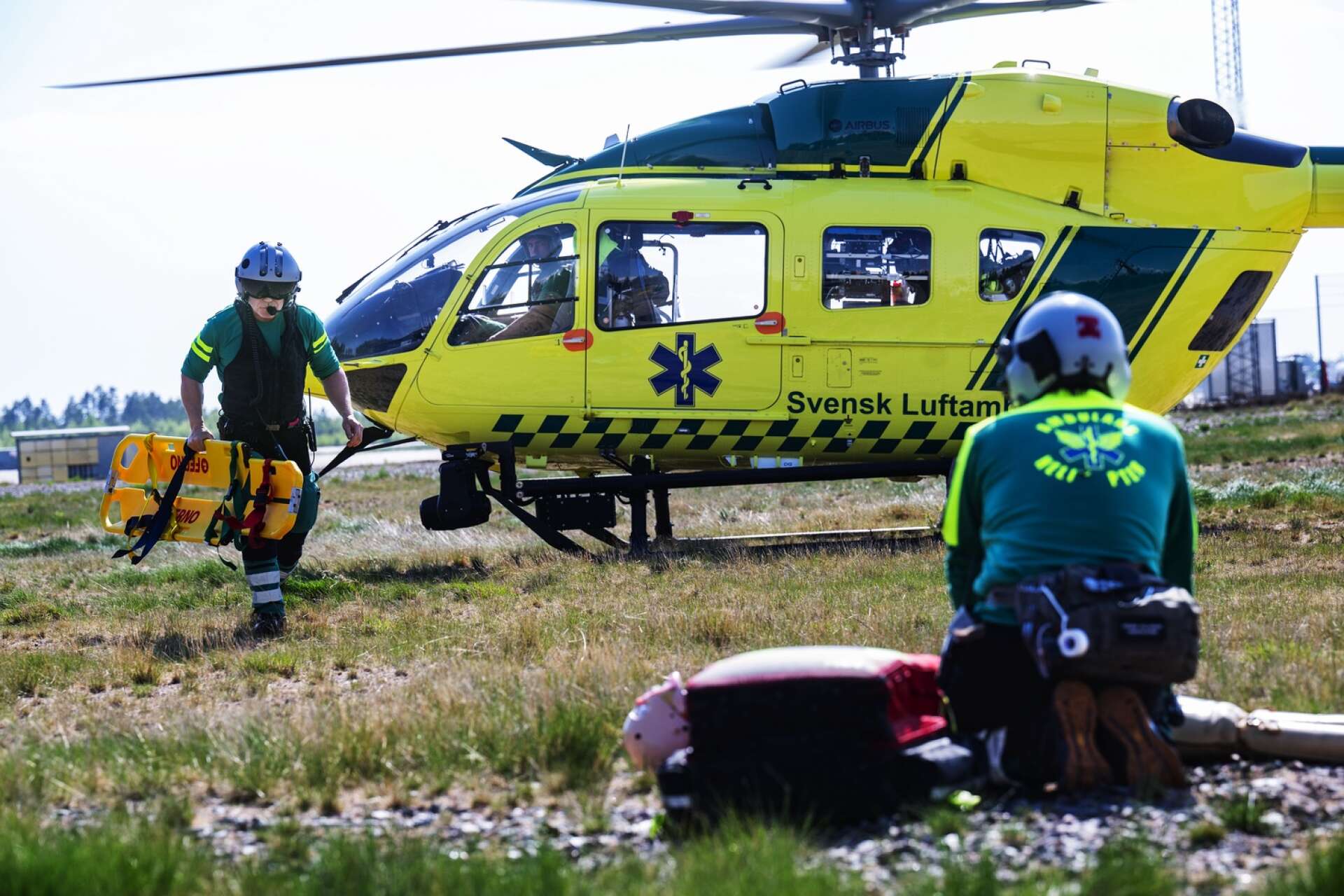 En mopedförare har förts till sjukhus i ambulanshelikopter efter en krock i norra Arvika vid 16-tiden på lördagen. Genrebild
