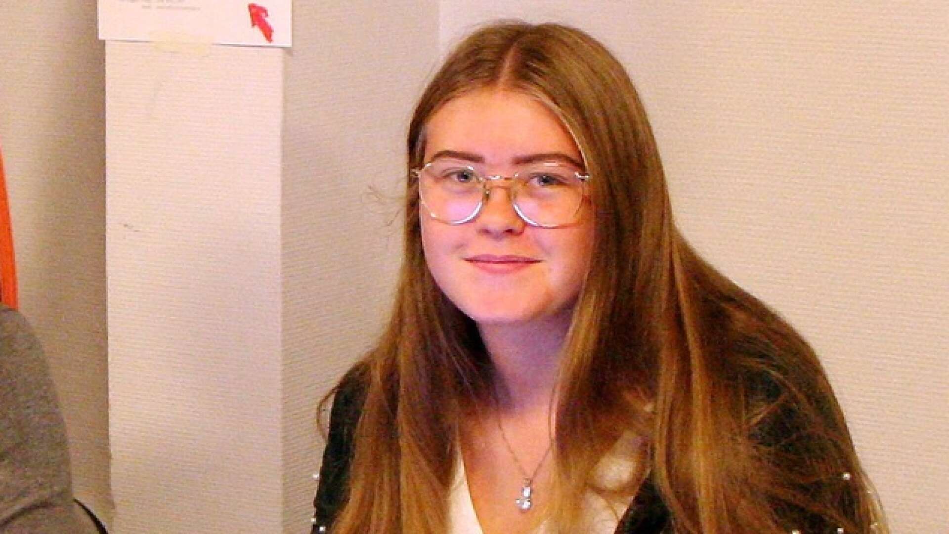Maja Johansson, 21 år, är yngst i kyrkofullmäktige.