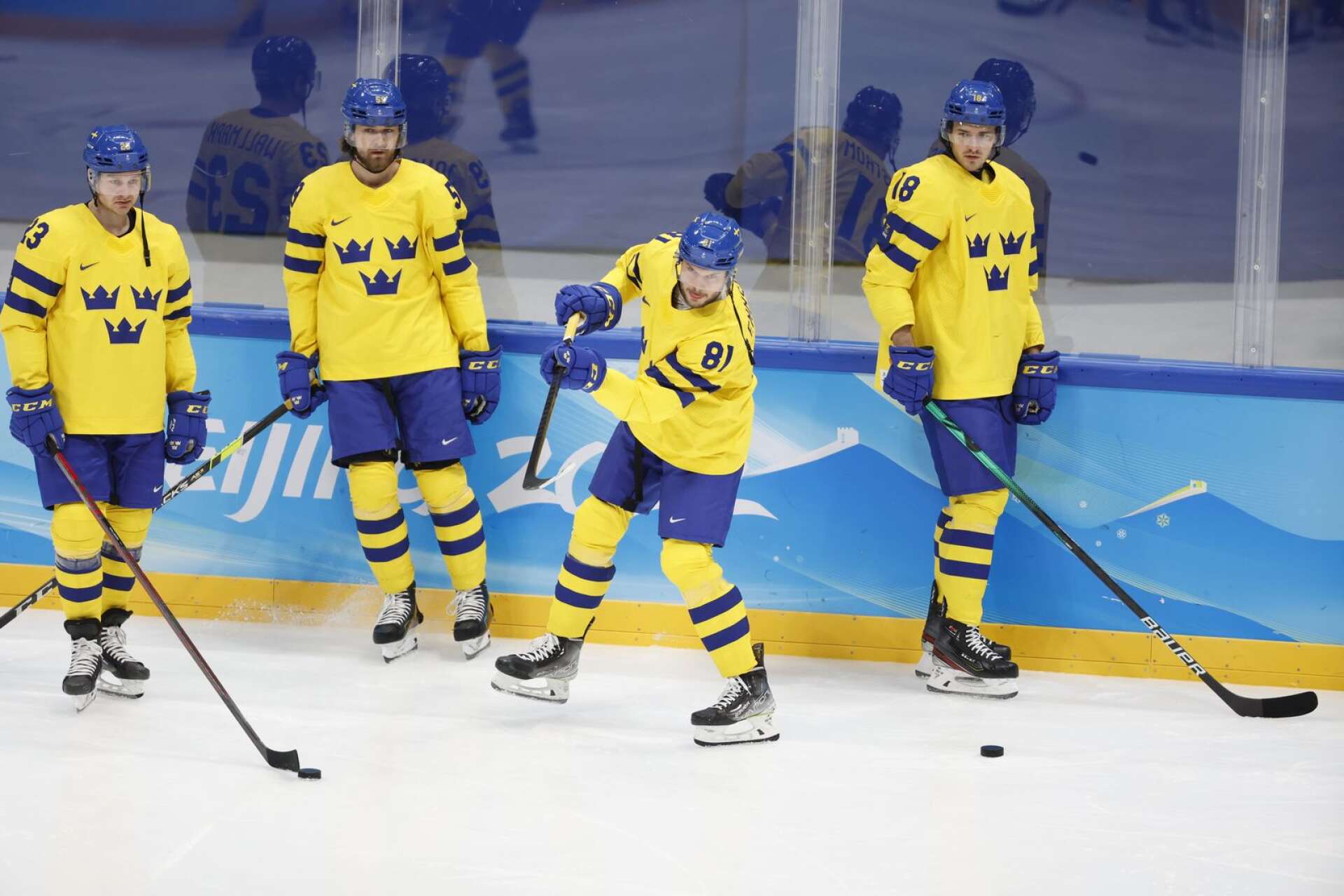 Lukas Wallmark, Linus Johansson, Theodor Lennström och Dennis Everberg inför semifinalen mot Ryssland.