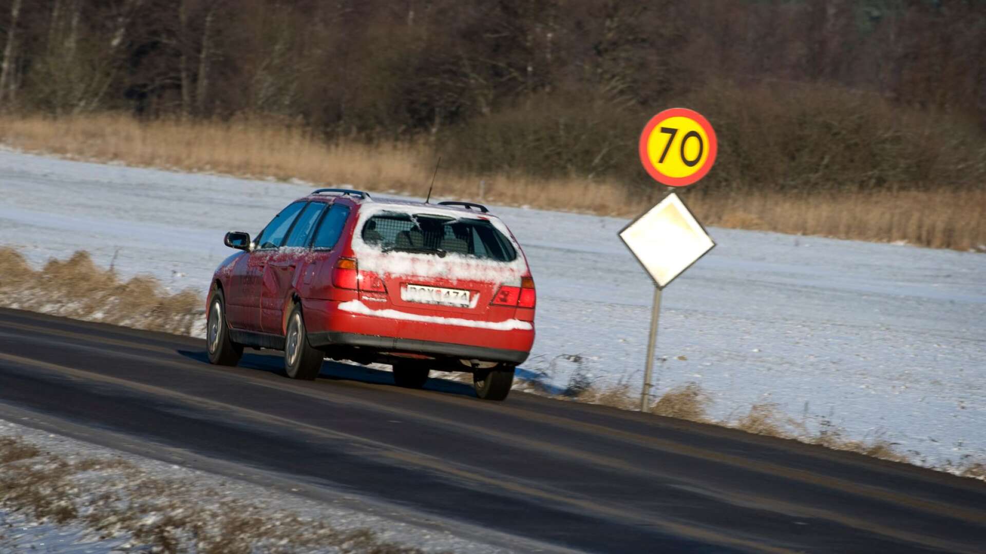 En sänkt hastighet leder till en minskad tillgänglighet inom länet, till intilliggande län och våra storstadsområden, skriver Stina Höök med flera. Foto Anders Wiklund/TT