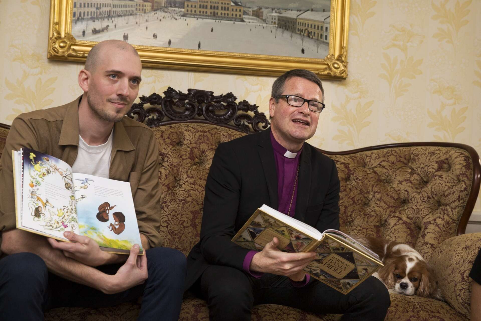 ”Den här är unik” lovade biskop Sören Dalevi när han presenterade sin och illustratören Marcus-Gunnar Petterssons barnbibel.