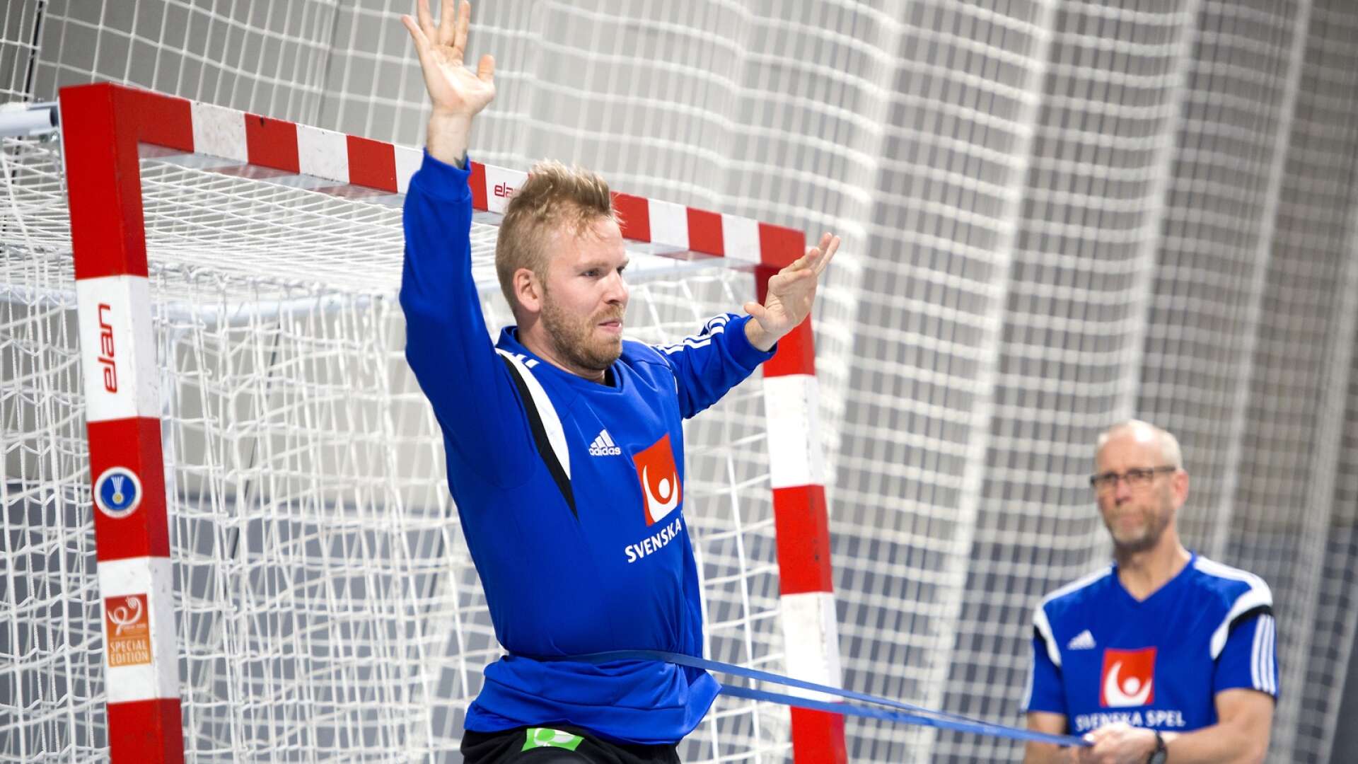 Johan Sjöstrand meddelar att han bara har två matcher kvar av karriären.
