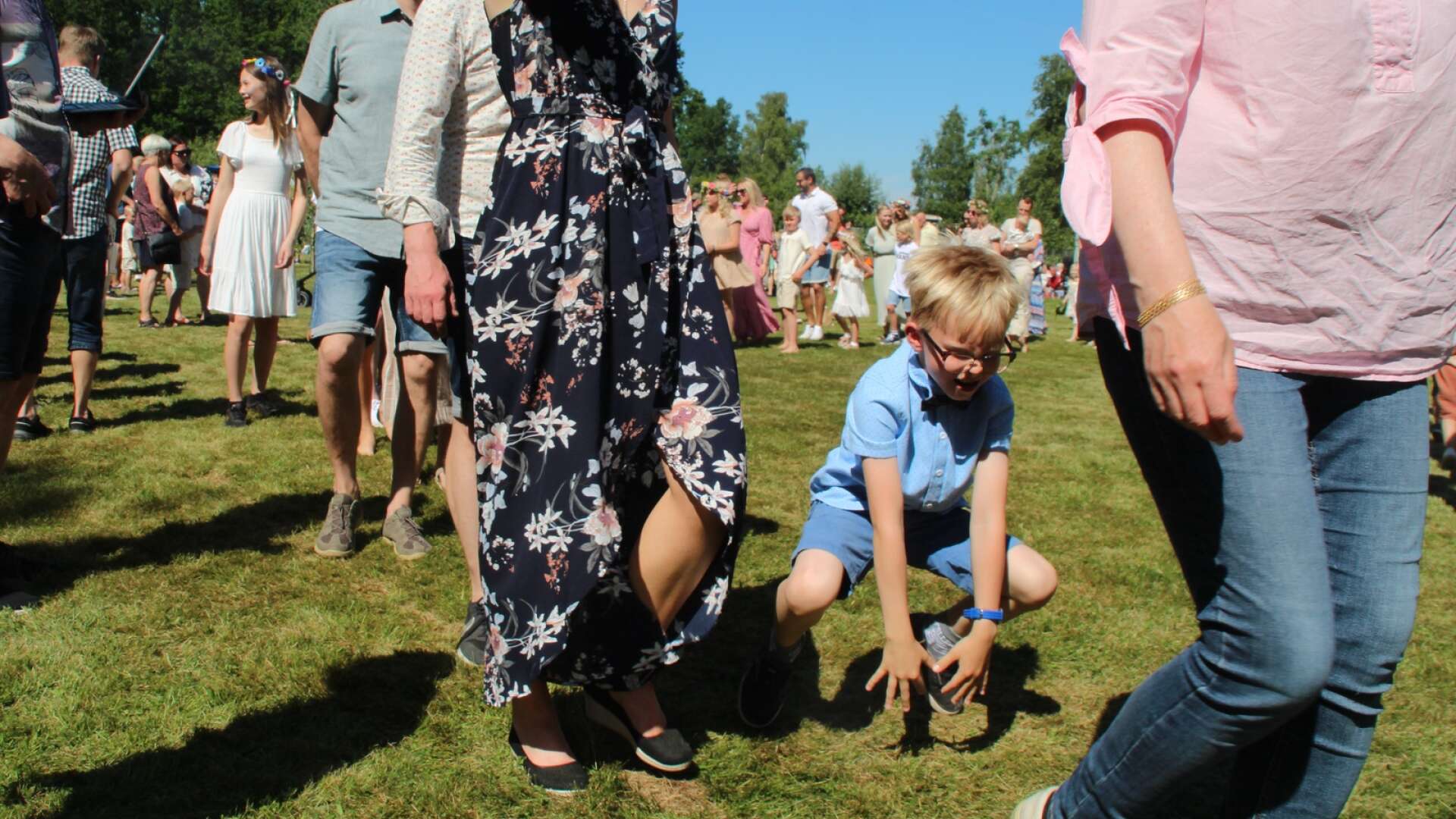 Vissa gick in extra mycket för Sveriges nationaldans Små grodorna. 