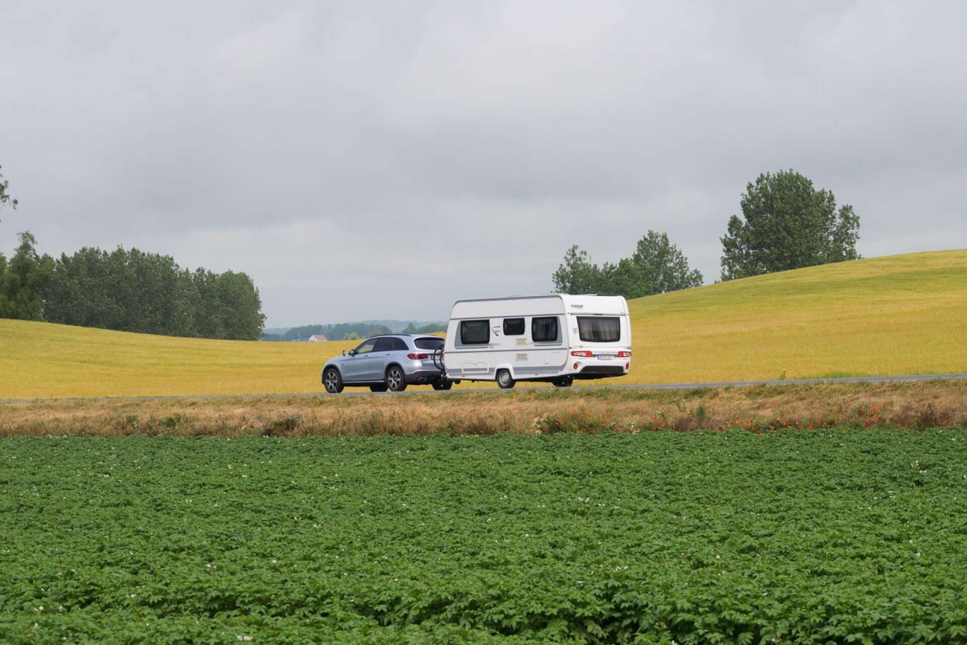 Husvagn är fortsatt den populäraste boendeformen på svenska campingar. 