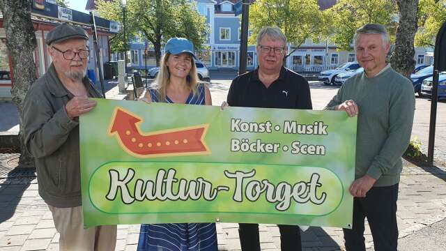 Nytt för i år på Torsby marknad är Kultur-torget, visar Bengt Berg, Anki Yafele, Ronnie Walfridsson och Peter Dahlström.