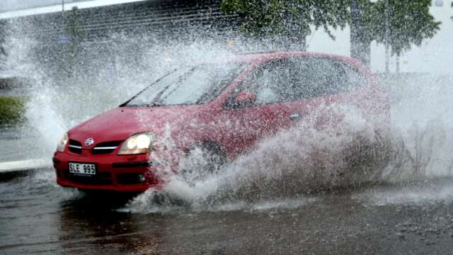 SMHI varnar för stora mängder regn och höga vattenmängder. 