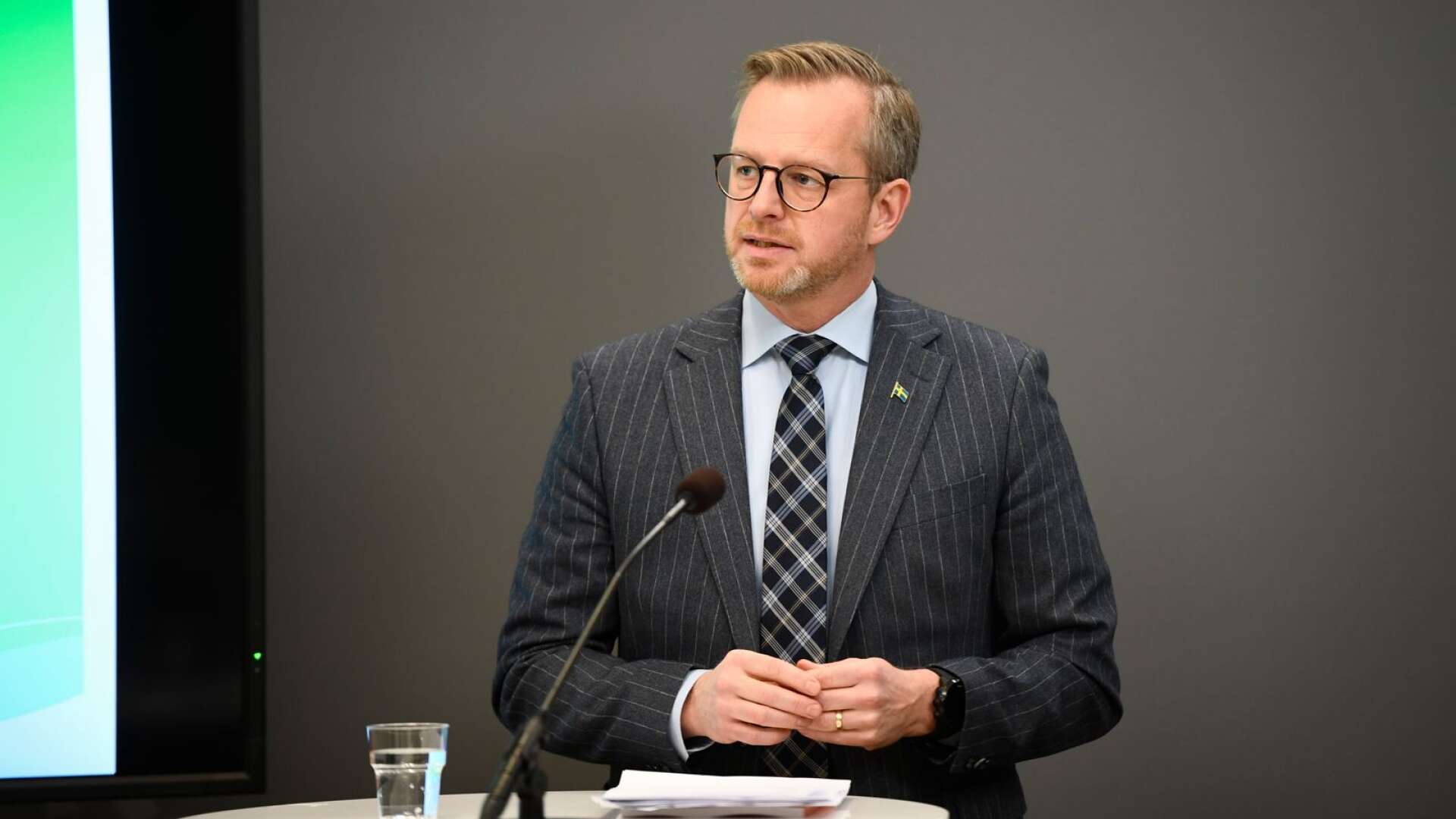 Inrikesminister Mikael Damberg har gett företaget Werma AB i Sunne nytt hopp när det gäller utvecklingen av en innovation för effektivare skogsbrandsbekämpning.