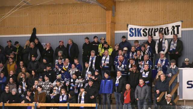 SIK Support på läktaren i senaste segermatchen mot Arvika HC.