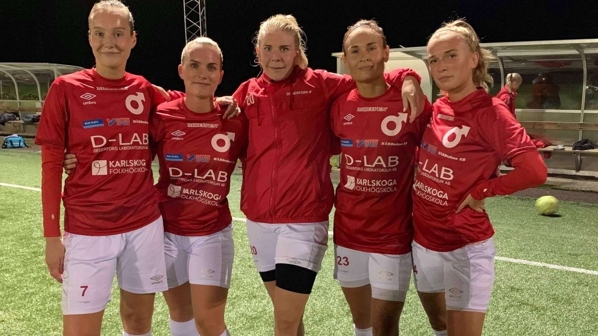 Målskyttarna från vänster: Emilia Dahlström, Jessica Höglund, Emma Tryggvesson, Jessica Karlsson och Maja Edlund. 