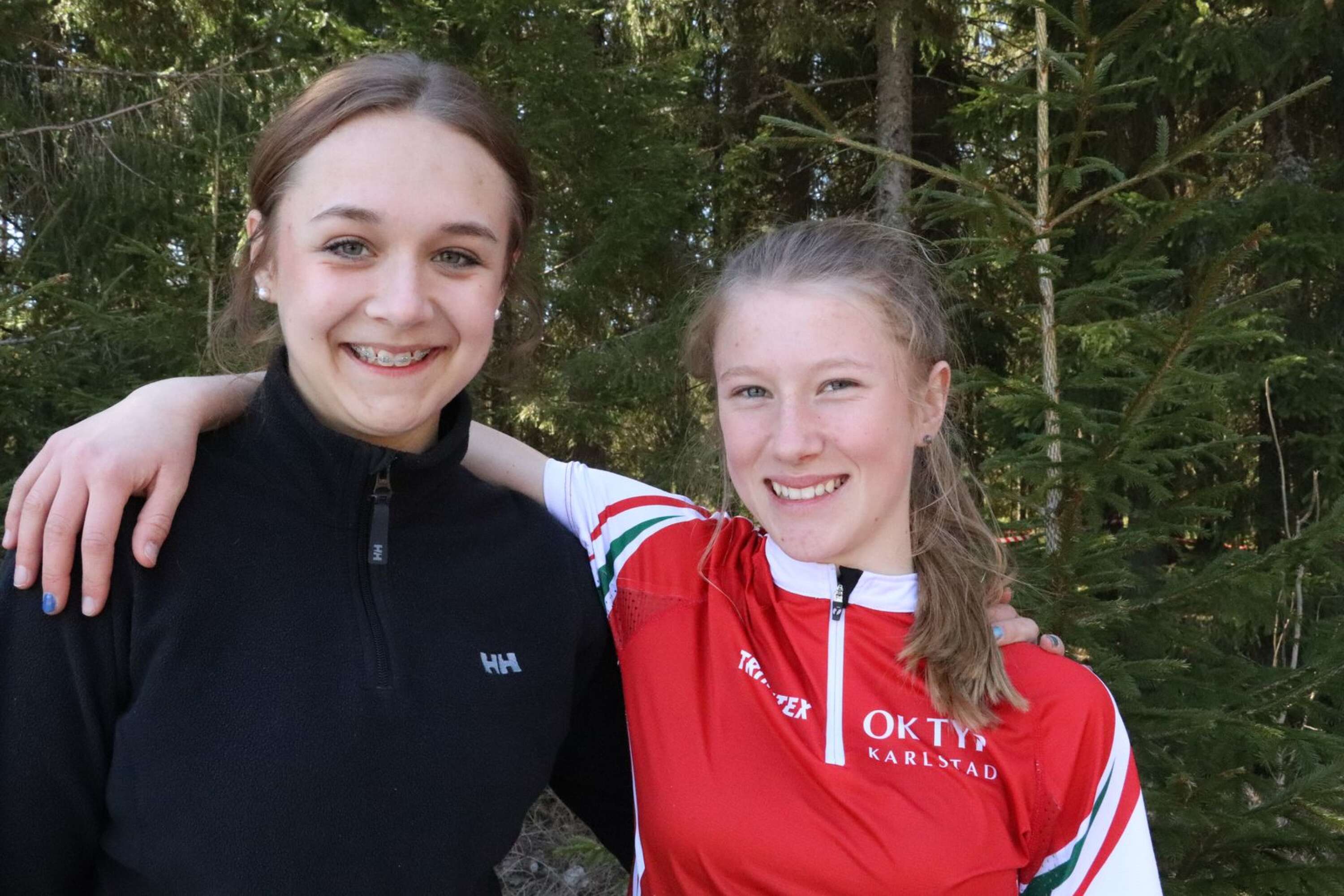 Felica Rööhs, Skattkärr och Izabella Ljungberg, Tyr, var framgångsrikast av de värmländska tjejerna i Letälvsträffens D16-klass. Izabella vann och Felicia blev fyra.