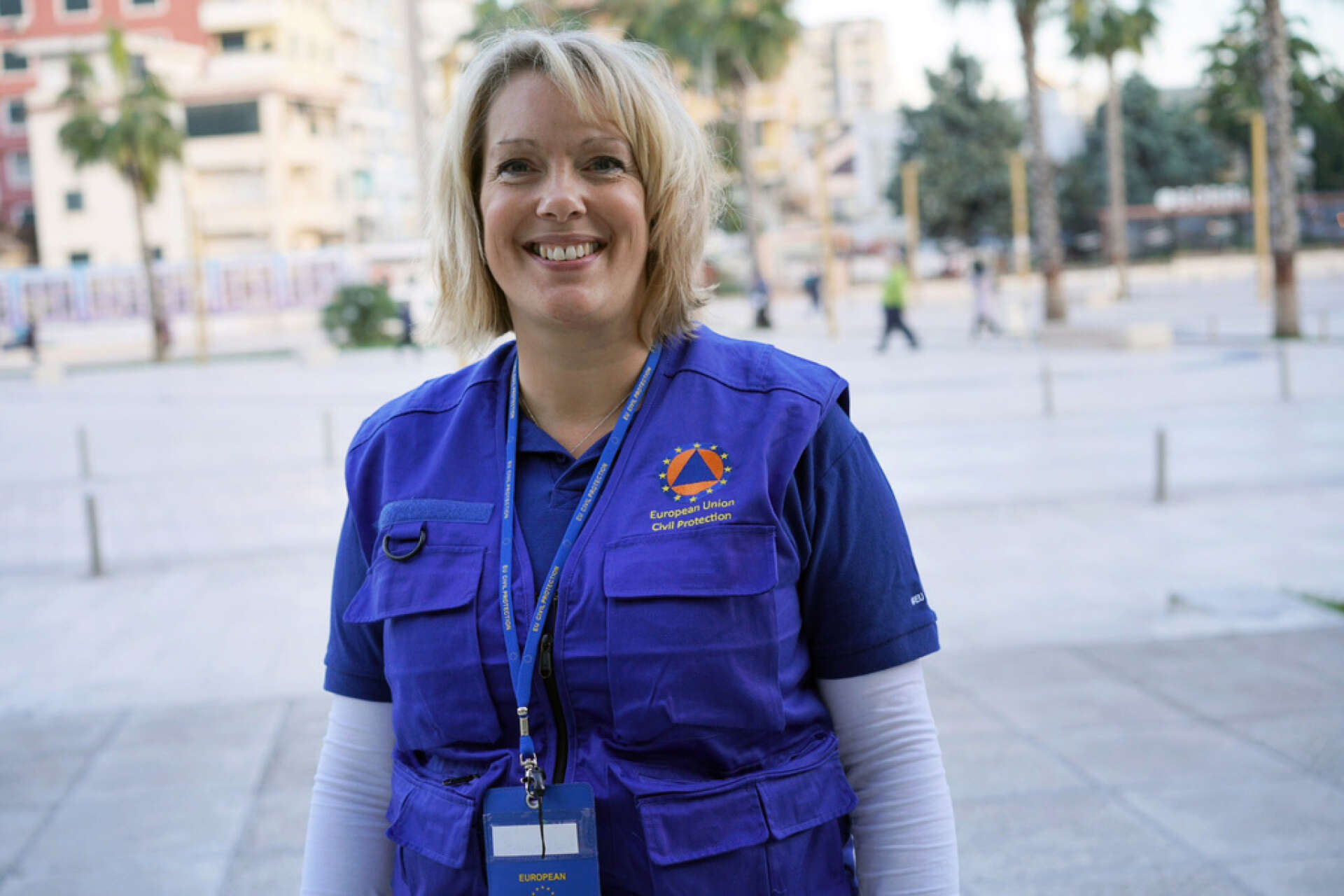 Josefin Gullstrand är en av två svenska hjälparbetare på plats i Albanien.