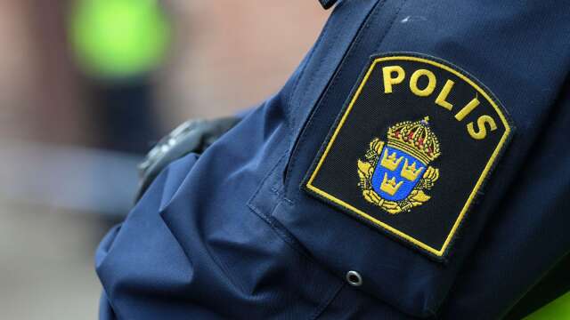 Polisen i Bengtsfors stoppade en man i 20-årsåldern misstänkt för narkotikabrott.