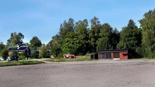 Området i Sjötorp har redan börjat användas som ställplats för husbilar, men för att få sätta upp murar och liknande som delar upp området behövs en ny detaljplan.