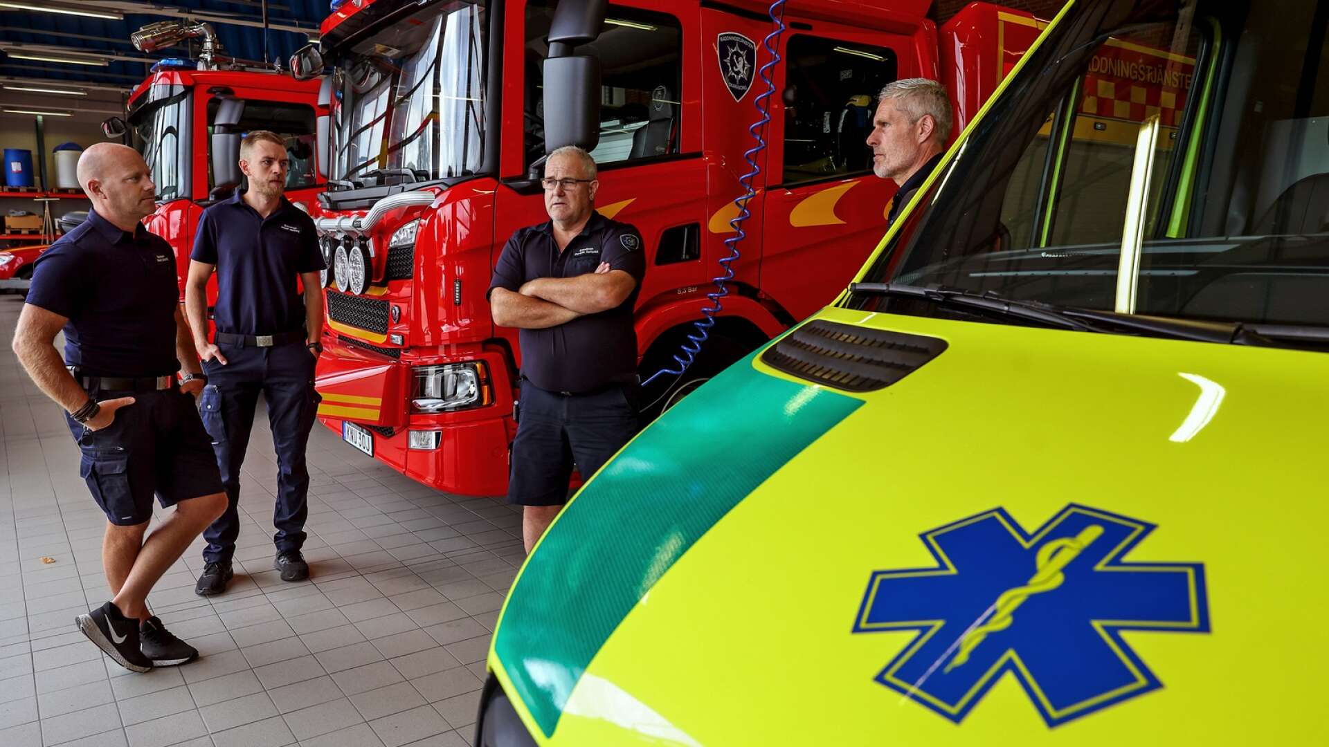 ”Tredje man blir lidande.” Det är brandmännens slutsats när det gäller nedläggningen av akuten i Lidköping. De befarar längre väntan på ambulans vid till exempel hjärtstopp, vilket i sin tur påverkar räddningstjänstens möjligheter att göra insatser på annat håll.