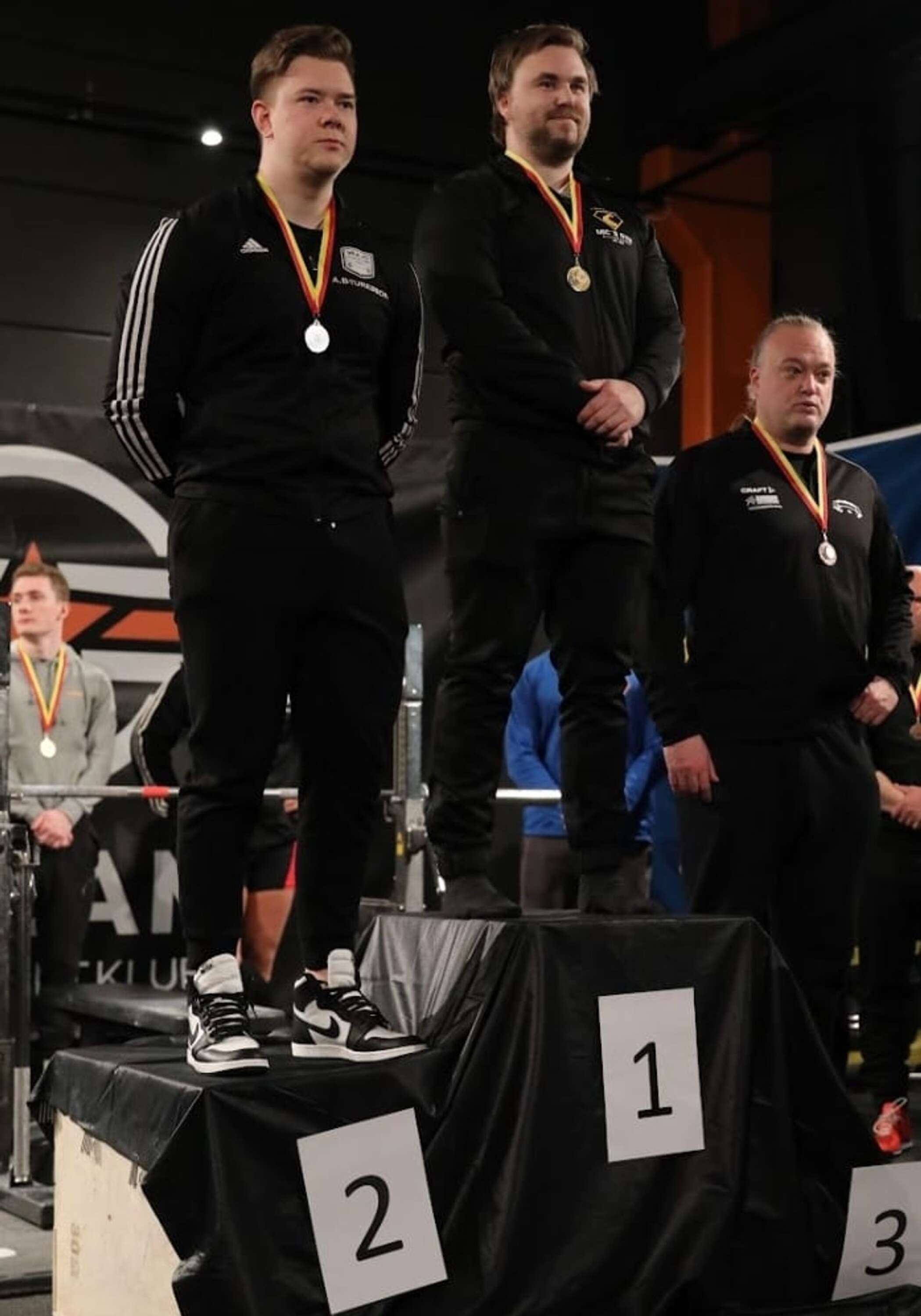 I -105 kilosklassen tog Lukas Svensson guldet med nytt personbästa på 202,5 kilo.