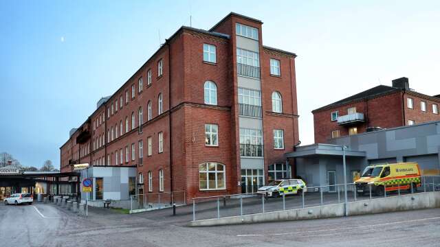 Skaraborgs sjukhus behöver inte betala hyra i år för de lokaler de lämnade i samband med att akutmottagningen stängde.
