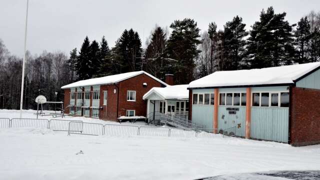 Nedläggningshotade Bäckalunds skola.