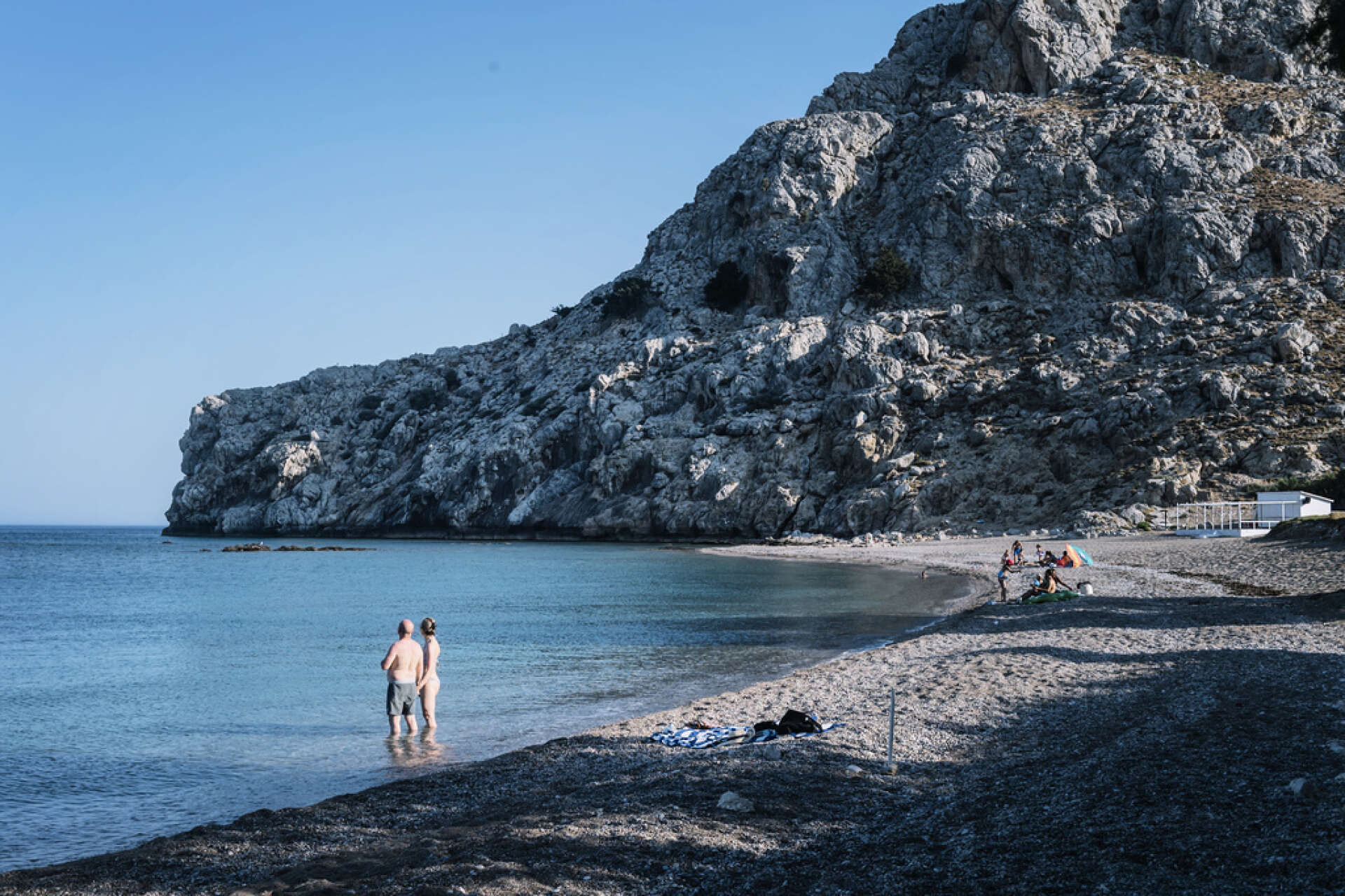 Turister badar i Medelhavet vid ett charterhotell i Kolymbia på Rhodos tidigare i sommar. Arkivbild.