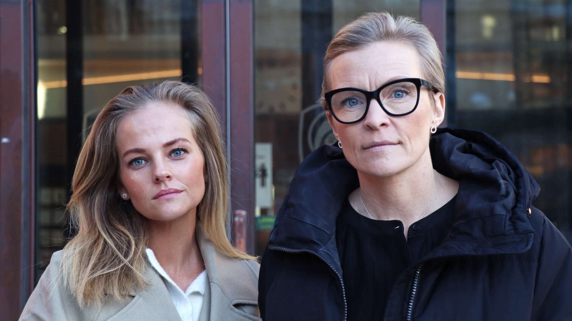 Milla Nilsson och Linda Johansson är initiativtagare till konserten som vill belysa våld i nära relationer. 