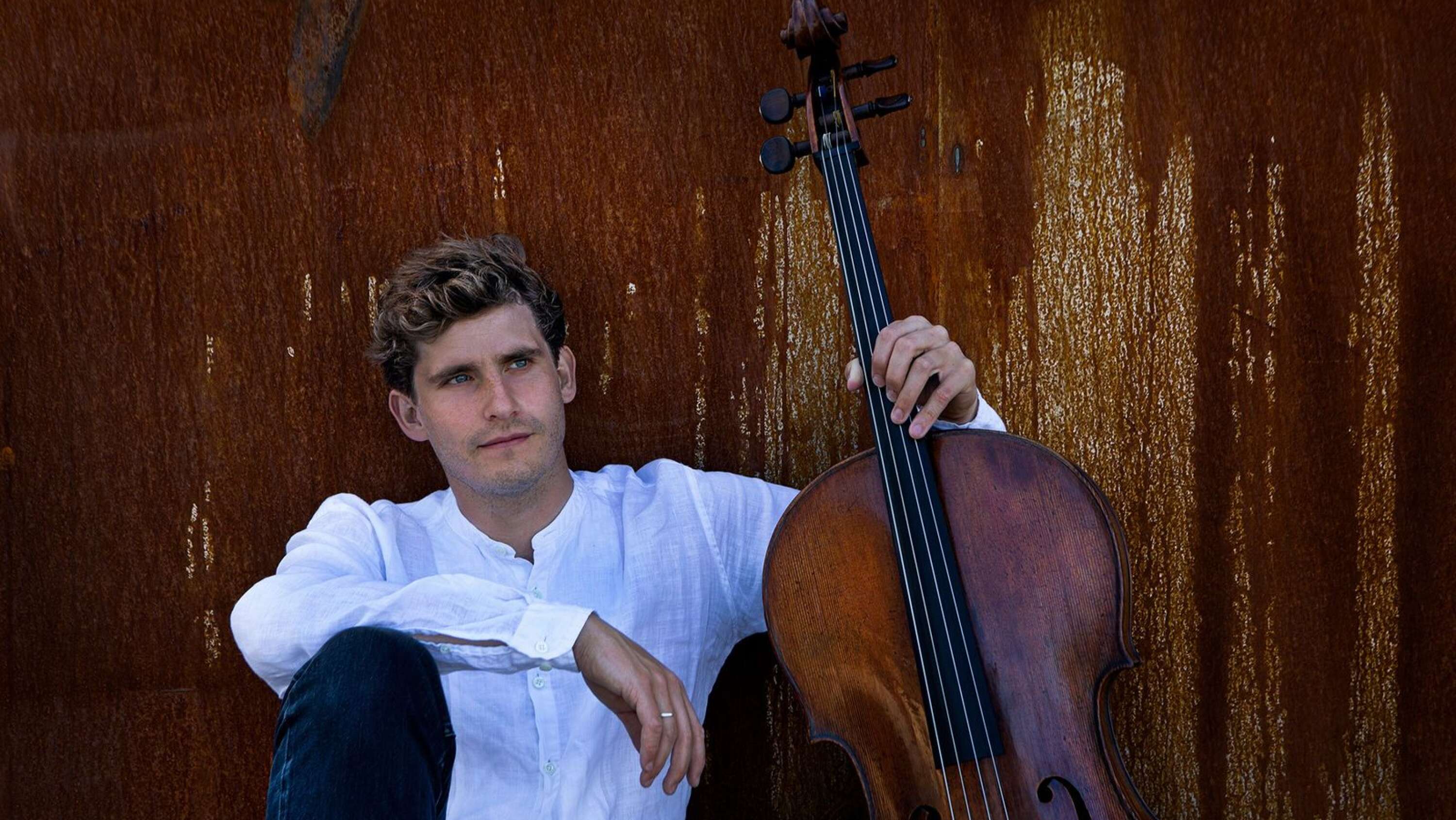 Dansk-svenske cellisten Andreas Brantelid är en av artisterna som uppträder under festivalen.