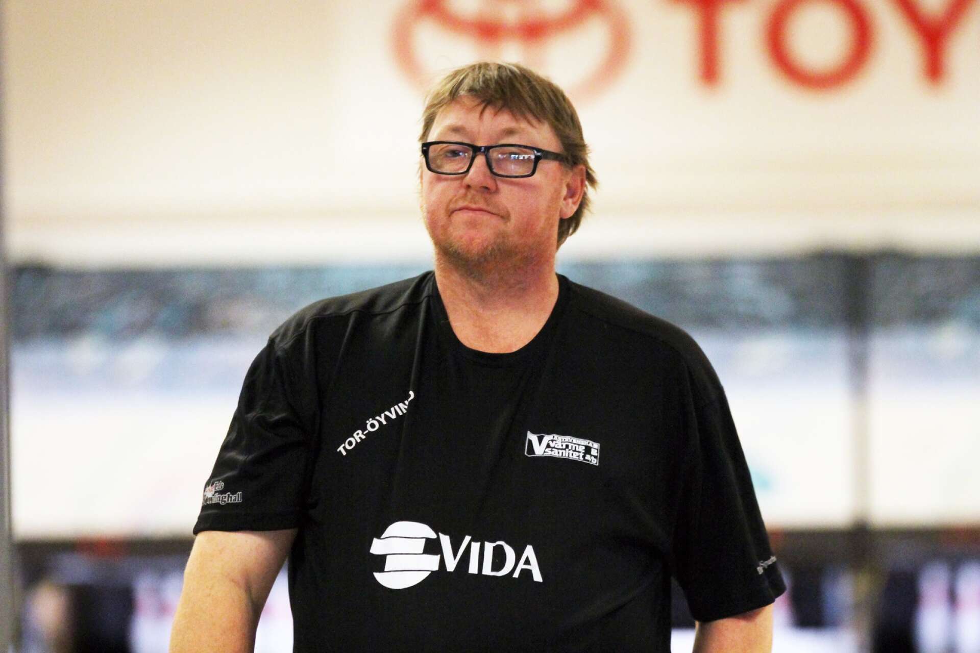 Edsbowlarna–Team Obelix 16–4. Tor Öyvind Lunde var med sina 865 poäng bäst i Edsbowlarna.