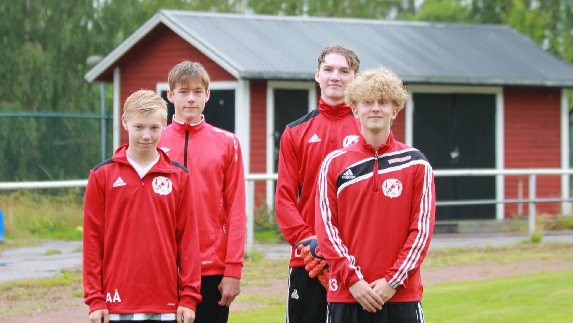 Fyra unga och delvis nya spelare i det nya Dals Långed. Från vänster; Alexander Ågren, Isak Nilsson, Lucas Paulsson och Alexander Liljeqvist.