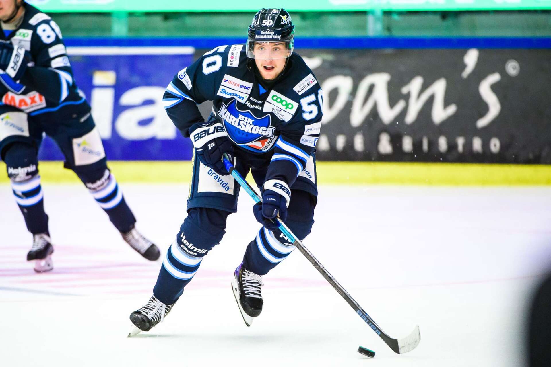 Förre BIK-backen Viktor Lang ska snart inleda sin andra säsong i HC Plzen där han nu får sällskap av kompisen Gustaf Thorell. 