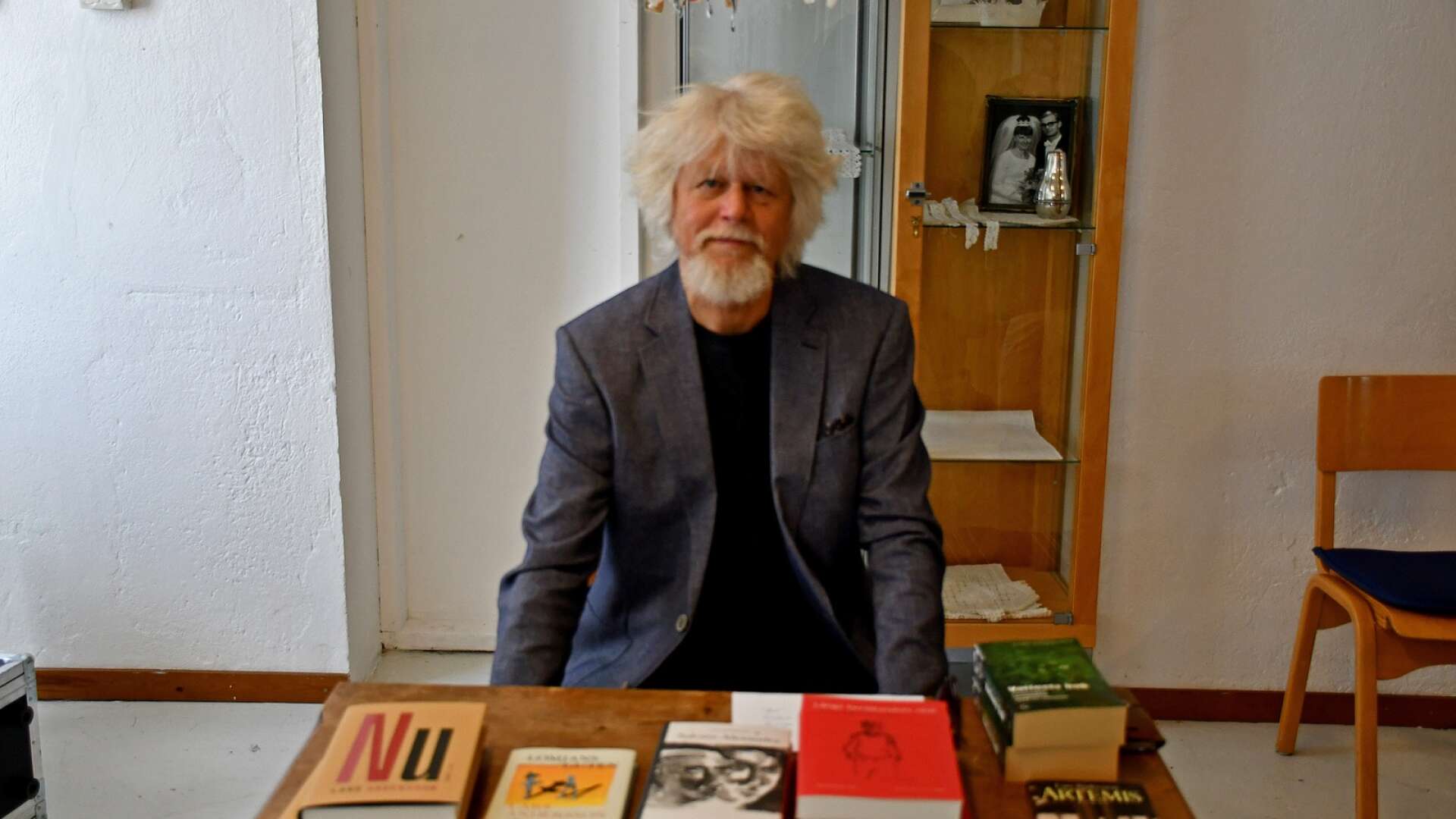 Under kulturveckan samtalade Lars Andersson om sin senaste bok ”Nu” med Bengt Berg på Sundsbergs gård. 
