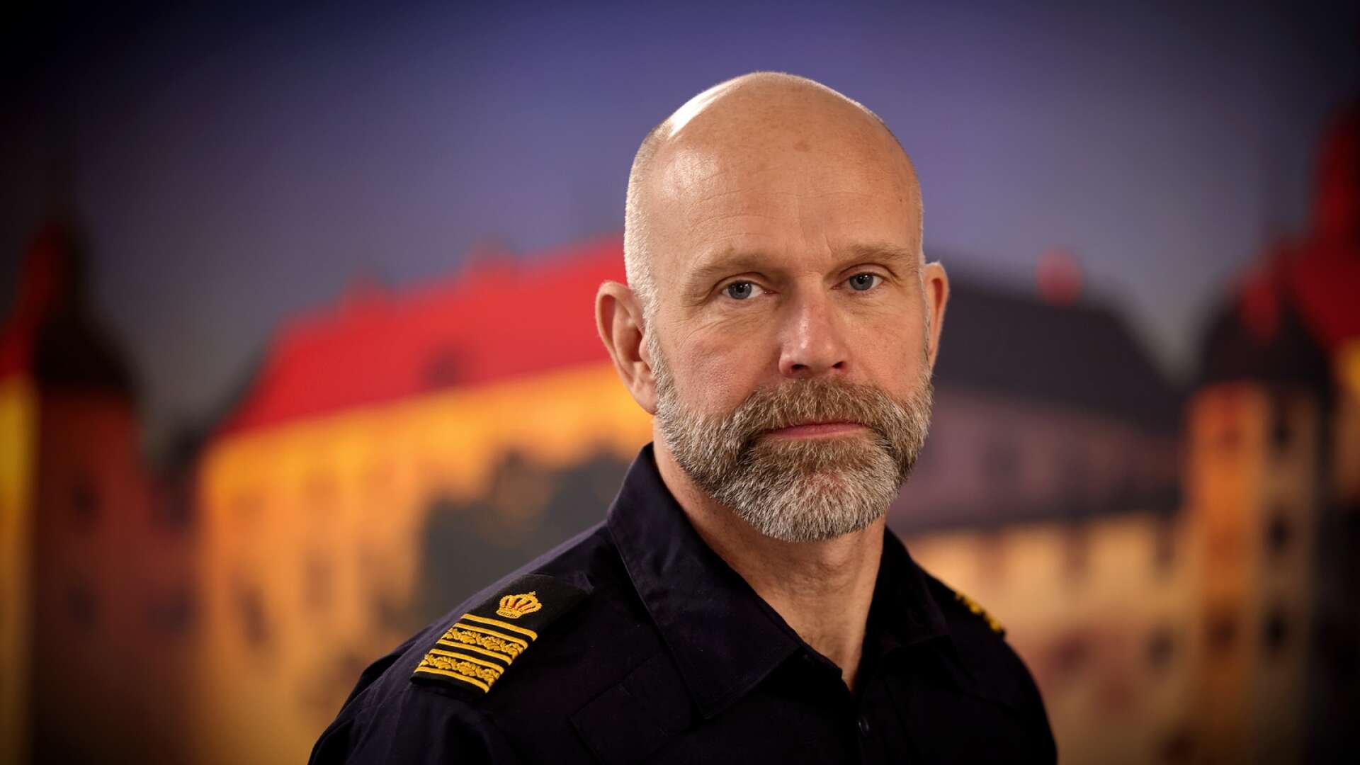 Magnus Larsson biträdande närpolischef i Skaraborg, uppger att man i förra veckan började jobba operativt med politikern Camilla Lundgrens fall. Innan dess hade man ingen kännedom om det i Lidköping.