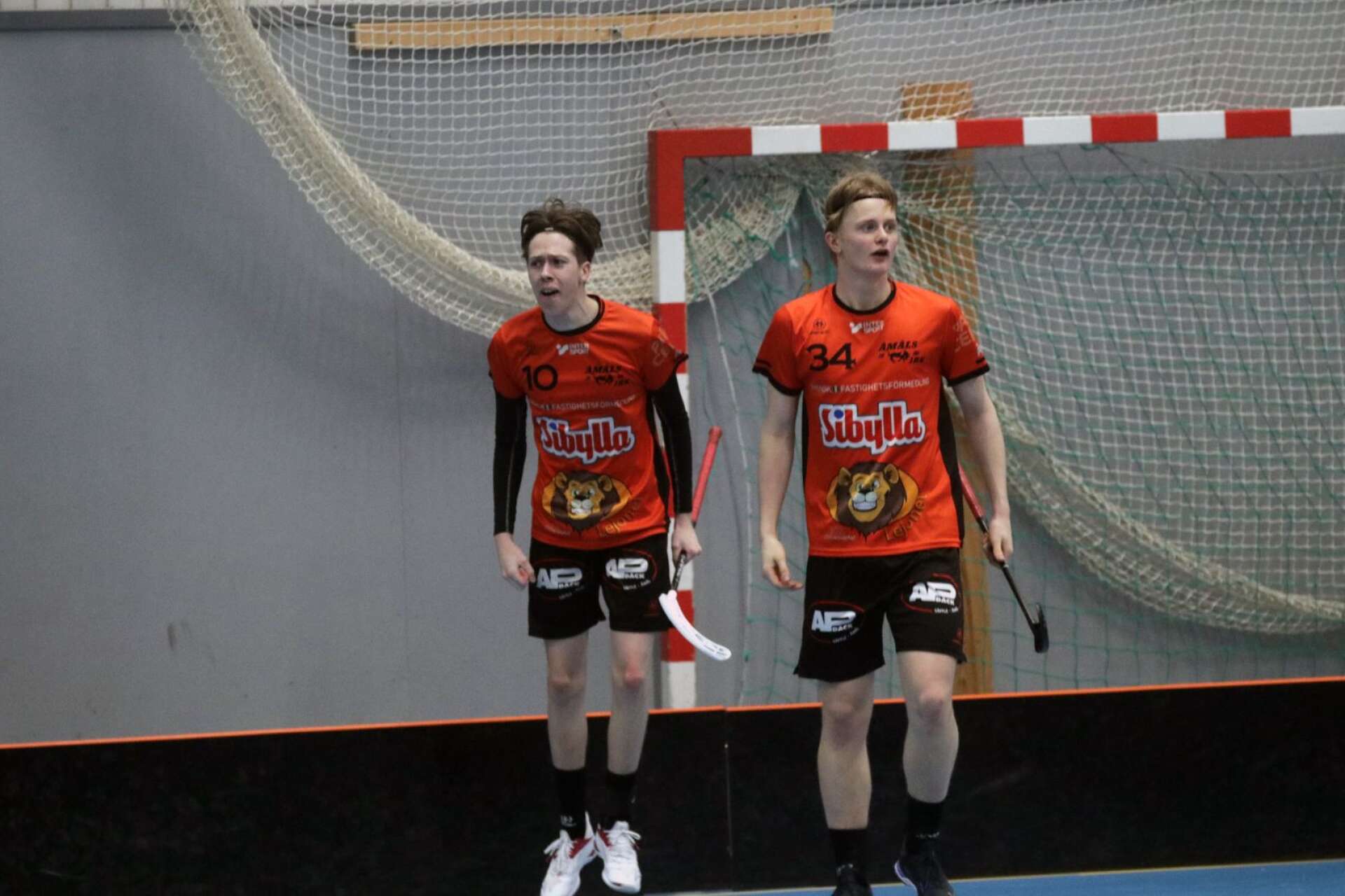 Åmål David Bertilsson och Emil Englund gjorde varsitt mål.