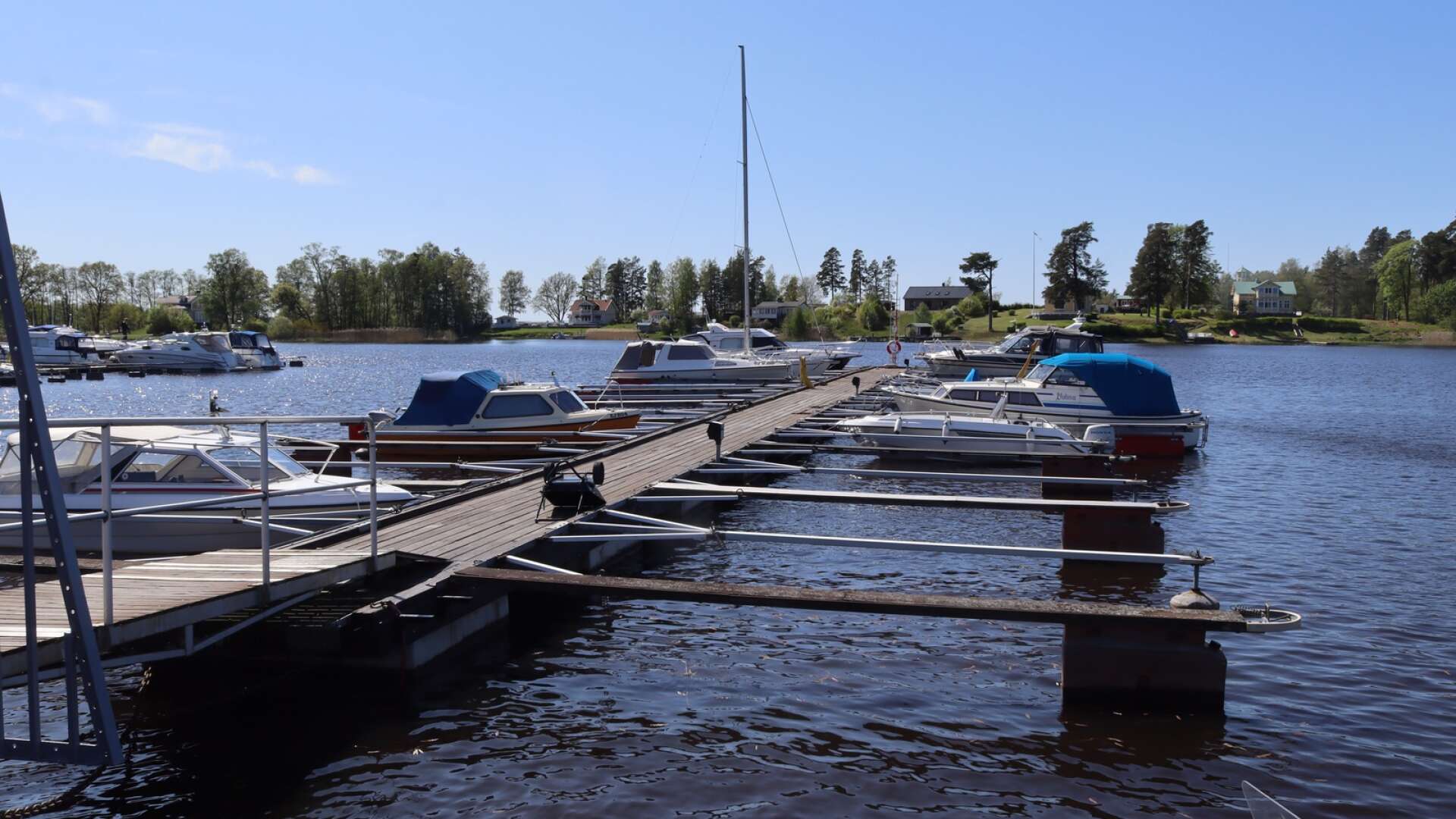 Kristinehamns båtklubbar vill ha svar från kommunen.