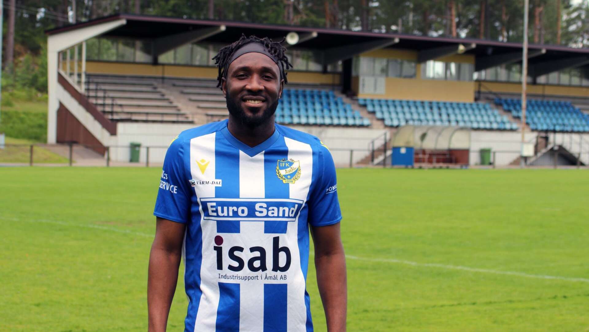 IFK Åmåls senaste nyförvärv - Nii Dodoo Saki från Ghana.