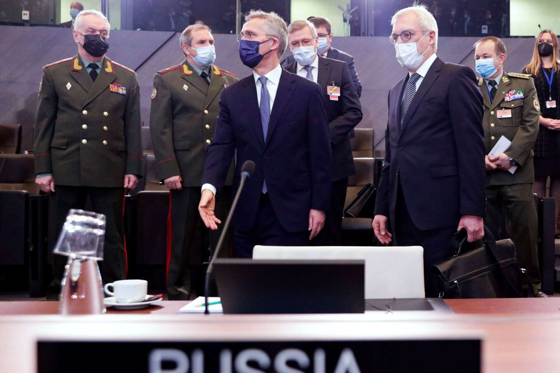 Natos generalsekreterare mötte i onsdags bland annat Rysslands vice utrikesminister Aleksander Grusjko.