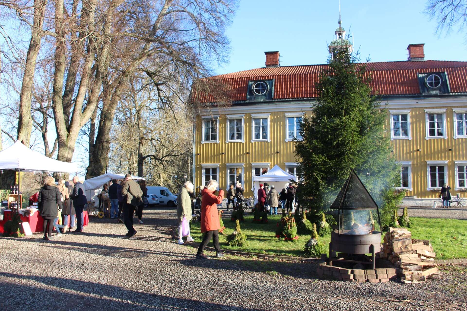 Den 18 och 19 november arrangerar Knistad herrgård sin julmarknad.