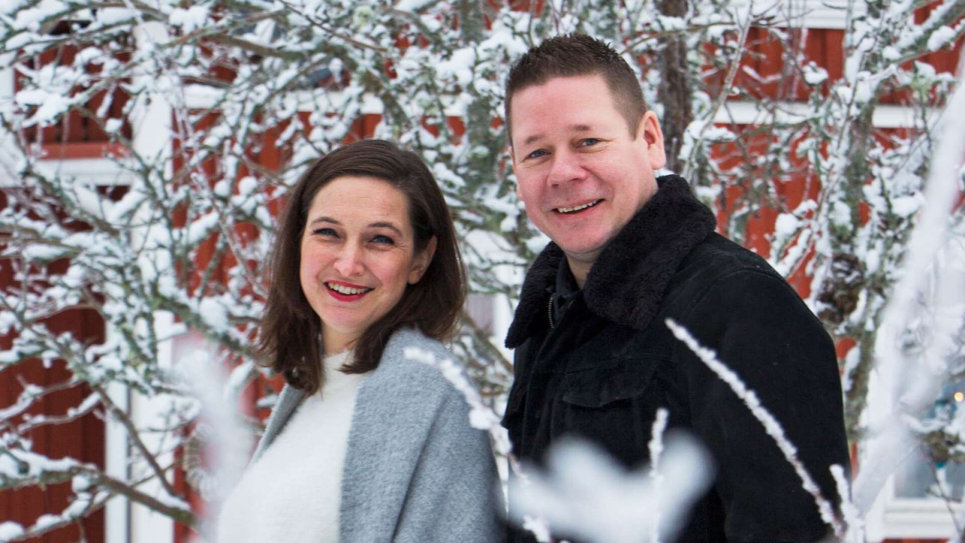 Sophia och Magnus Stinnerbom har ett nära förhållande till julmusiken, speciellt så i år när makarna arbetar med både en julskiva och en konsertföreställning med utgångspunkt i högtiden.