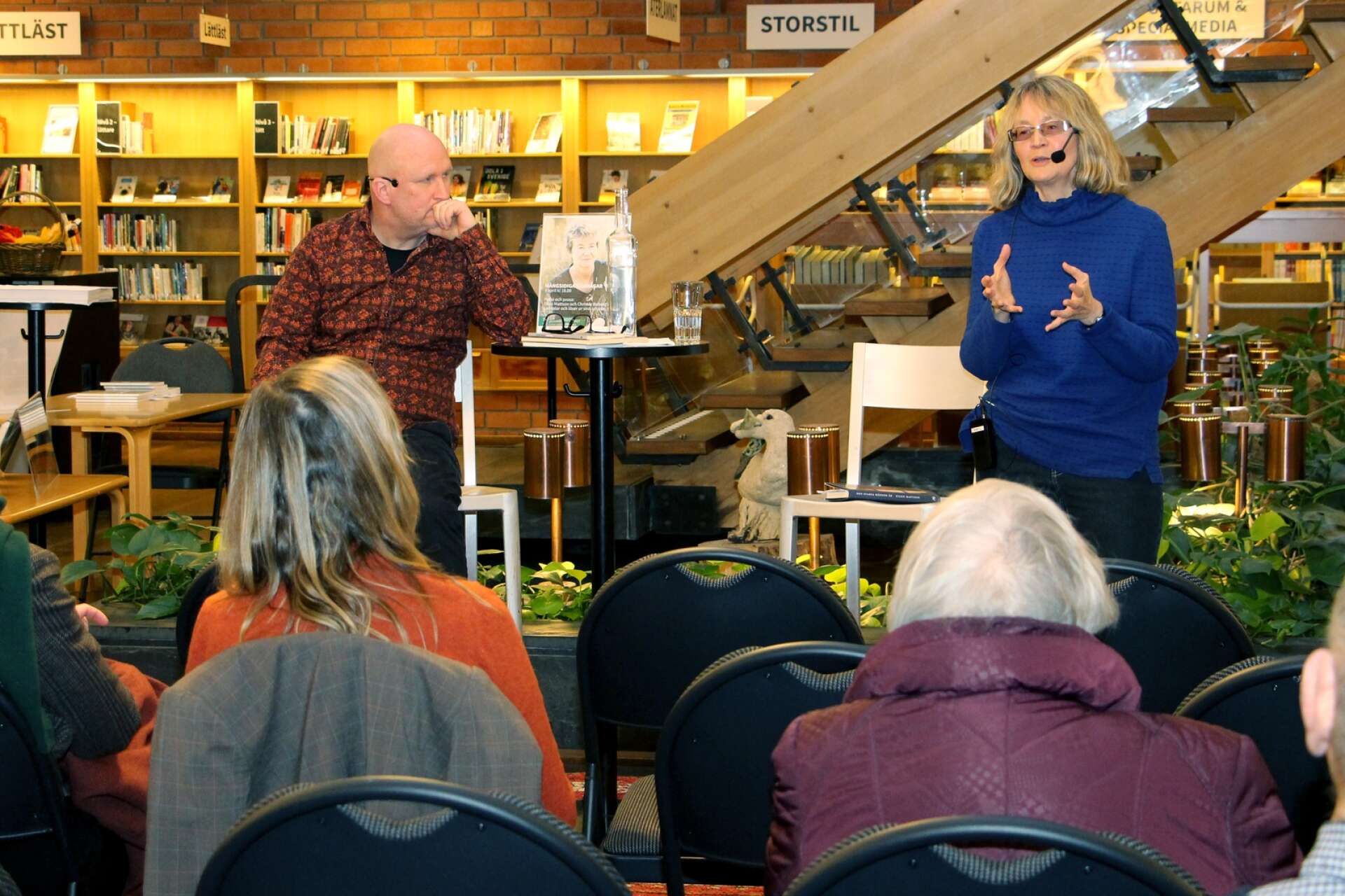 Författarna Christer Boberg och Ellen Mattson mötte publiken på stadsbiblioteket på måndagskvällen.
