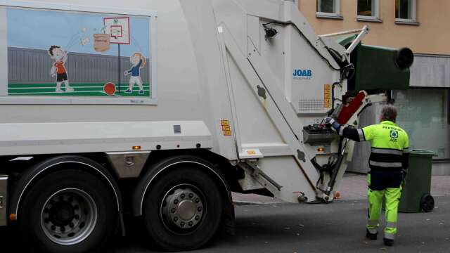 ”Fastighetsägarna Skaraborg är oroade över förslaget om en 20-procentig höjning av avfallstaxan”, skriver debattörerna. Arkivbild.