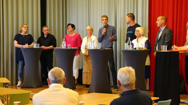 Theres Sahlström (M), Johan Ask (S), Ulrica Johansson (C), Marianne Gustafson (KD), Emil Forslund (MP), Josef Fransson (SD), Ulla-Britt Hagström (L) och Torbjörn Bergman (SP) deltog i debatten. Saknades gjorde Vänsterpartiet.