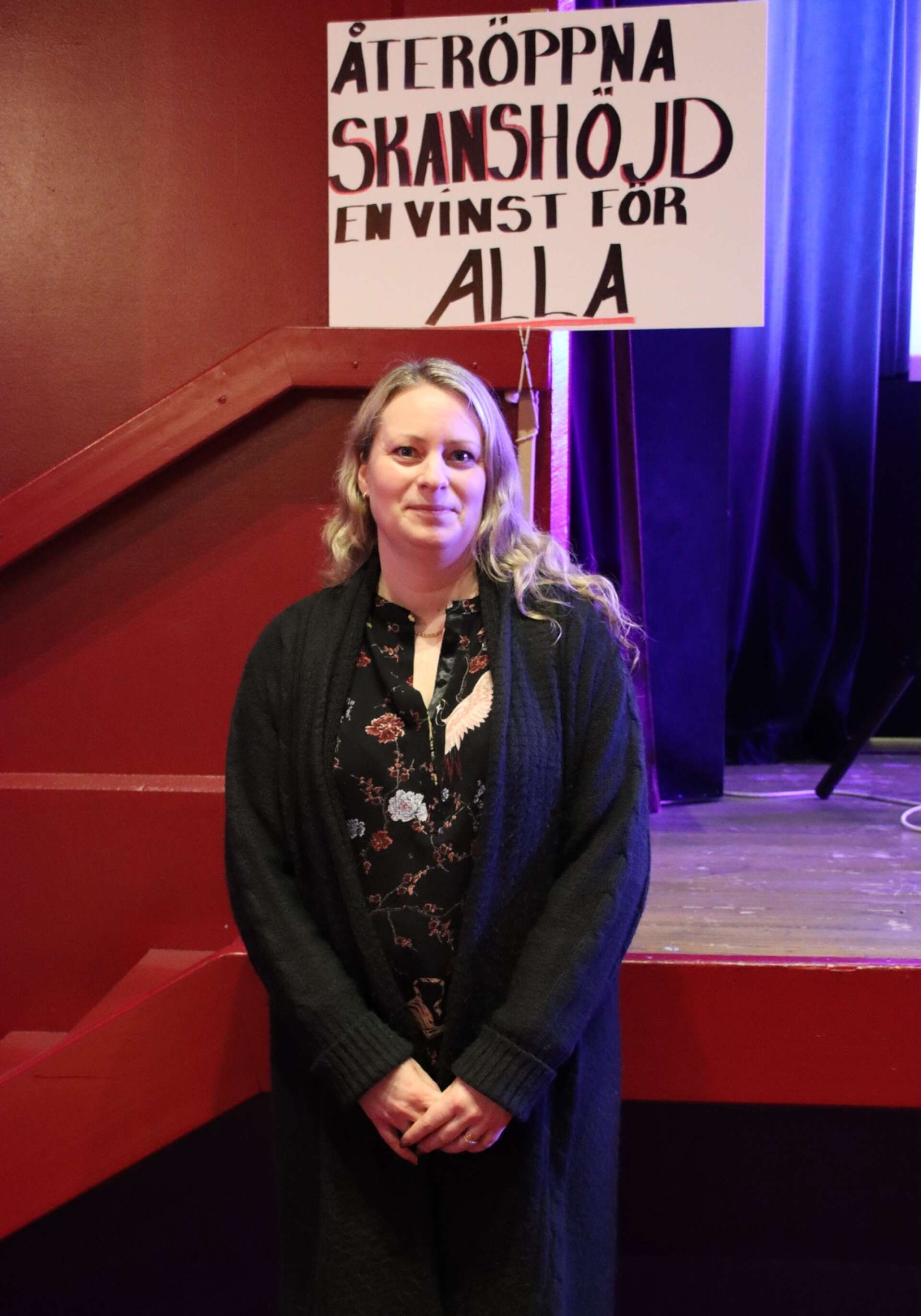 Lena Andersson Dahlberg (S) är andra vice ordförande i socialnämnden i Filipstad. Hon vill att kommunen ska öppna stödboendet Skanshöjd igen.