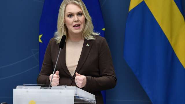 Socialminister Lena Hallengren och statsminister Stefan Löfven höll pressträff på onsdagen om ytterligare åtgärder för att stoppa en andra coronavåg.