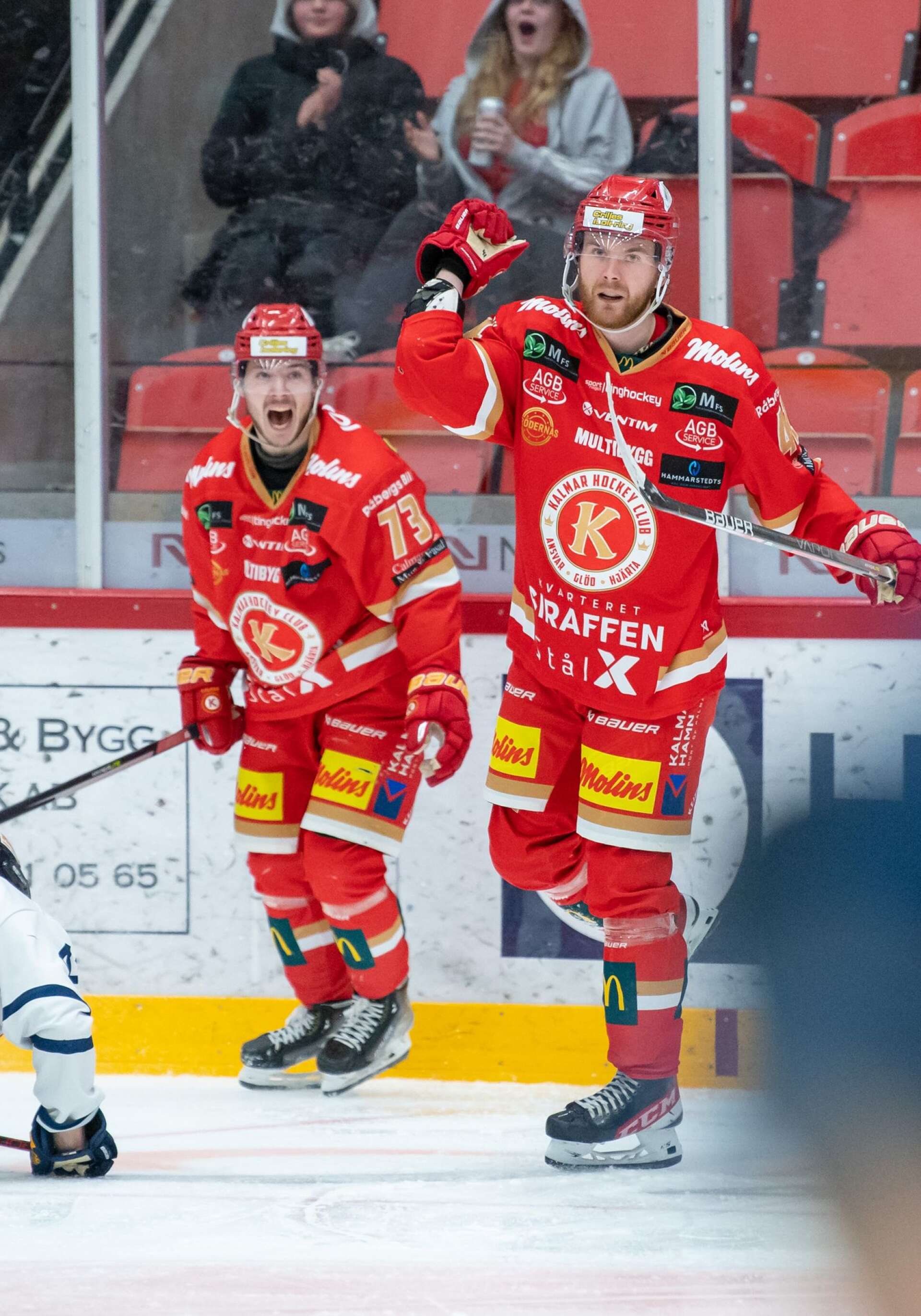 Filip Nordström och hans Kalmar HC går en hård kamp om en plats i Hockeyallsvenskan.