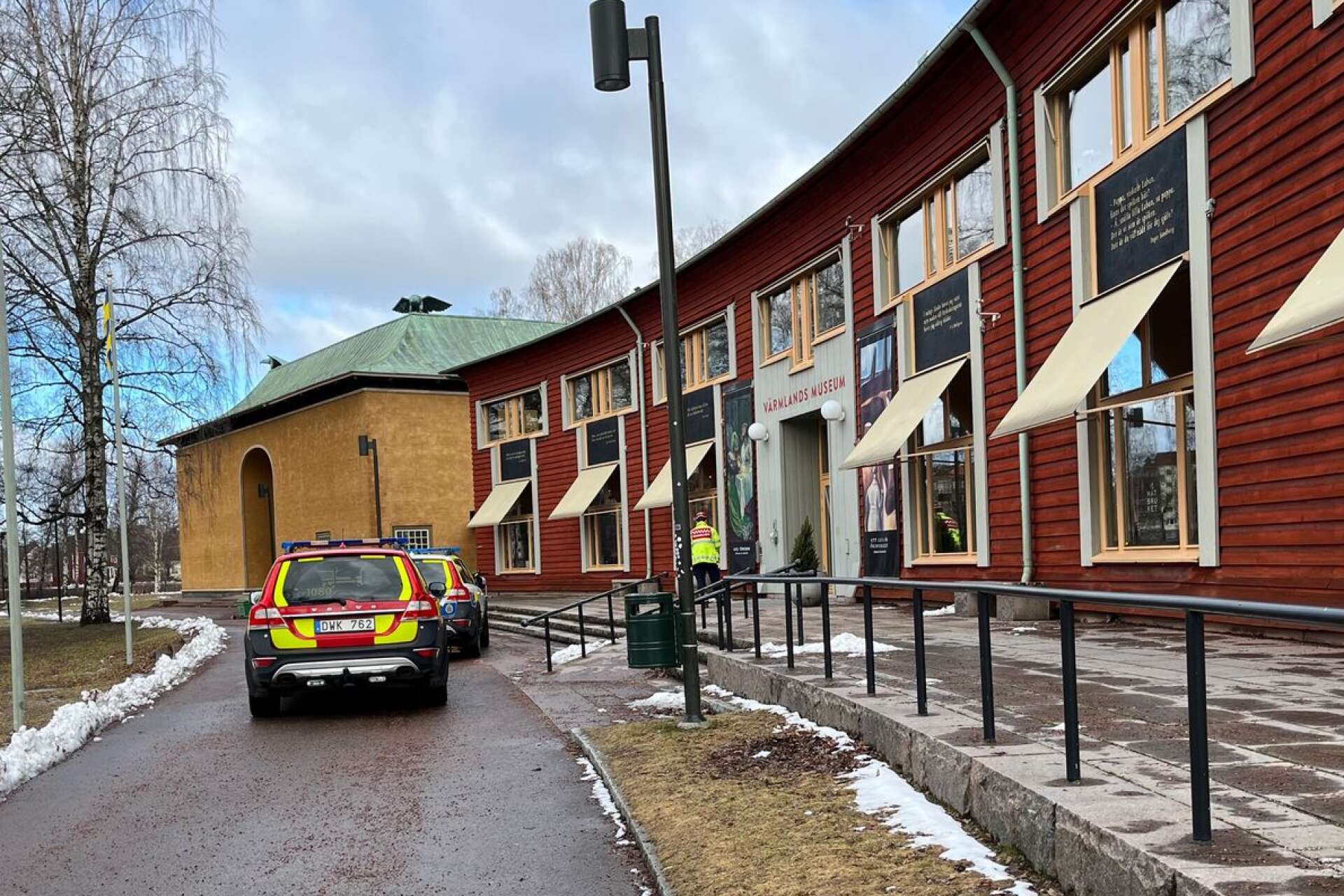 Polis och räddningstjänst har hittat en okänd substans på Värmlands museum. 