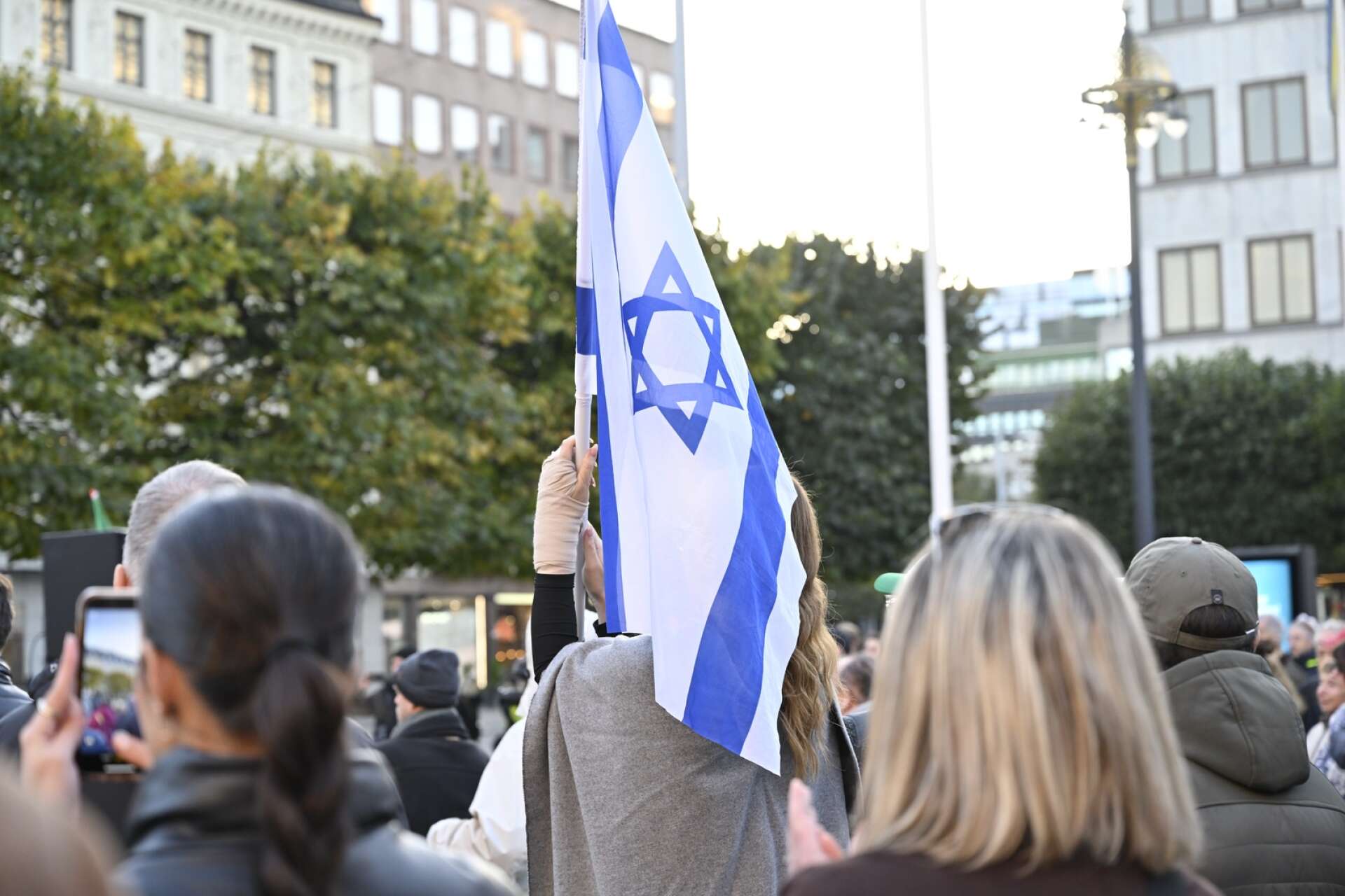 En undersökning från 2016 av EU:s byrå för grundläggande rättigheter visar att händelser i Israel och Palestina påverkar antisemitismen i Europa.