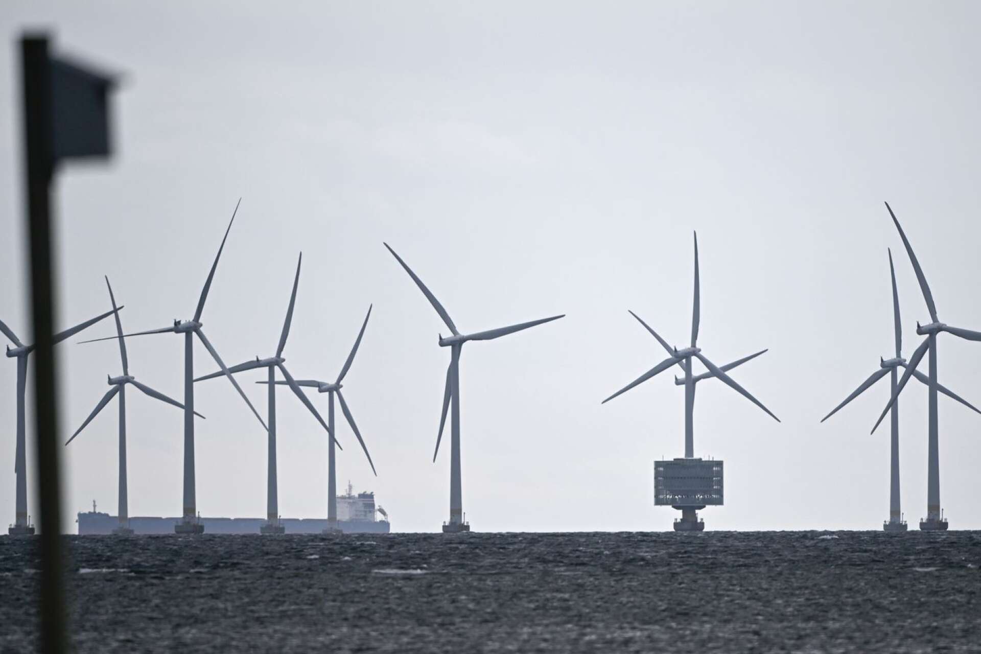 Sten Tolgfors menar att det är främst havsbaserad vindkraft som kan ge en större elproduktion på kort sikt i Västra Götalands län.