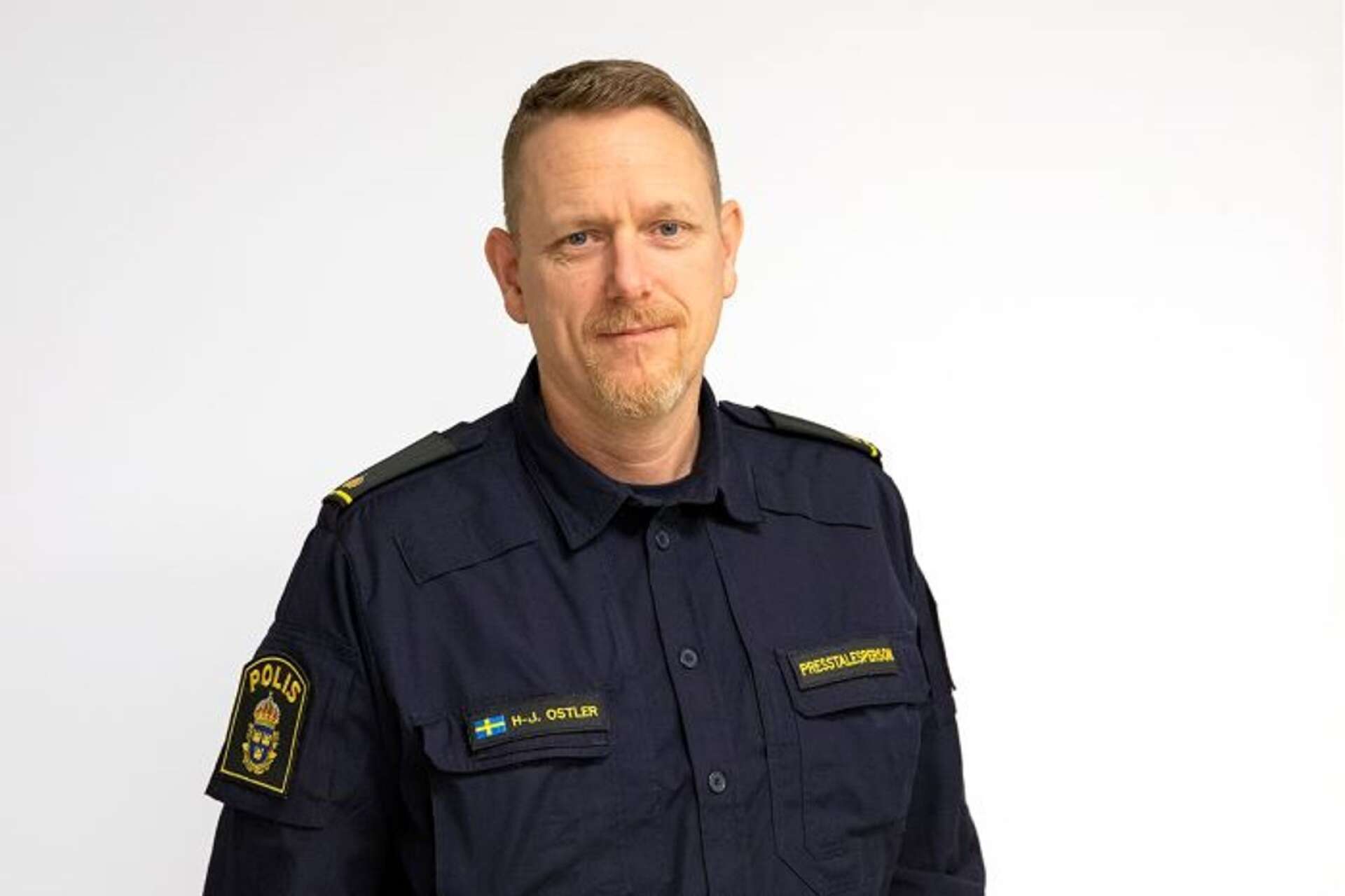 Hans-Jörgen Ostler, polisens presstalesperson, varnar för riskerna med att köpa och använda droger.