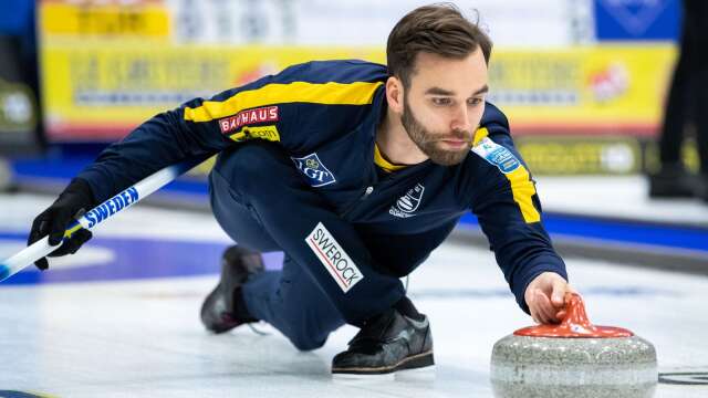 Oskar Eriksson skippade lag Edin till seger på hemmaplan i Sun city curling cup.